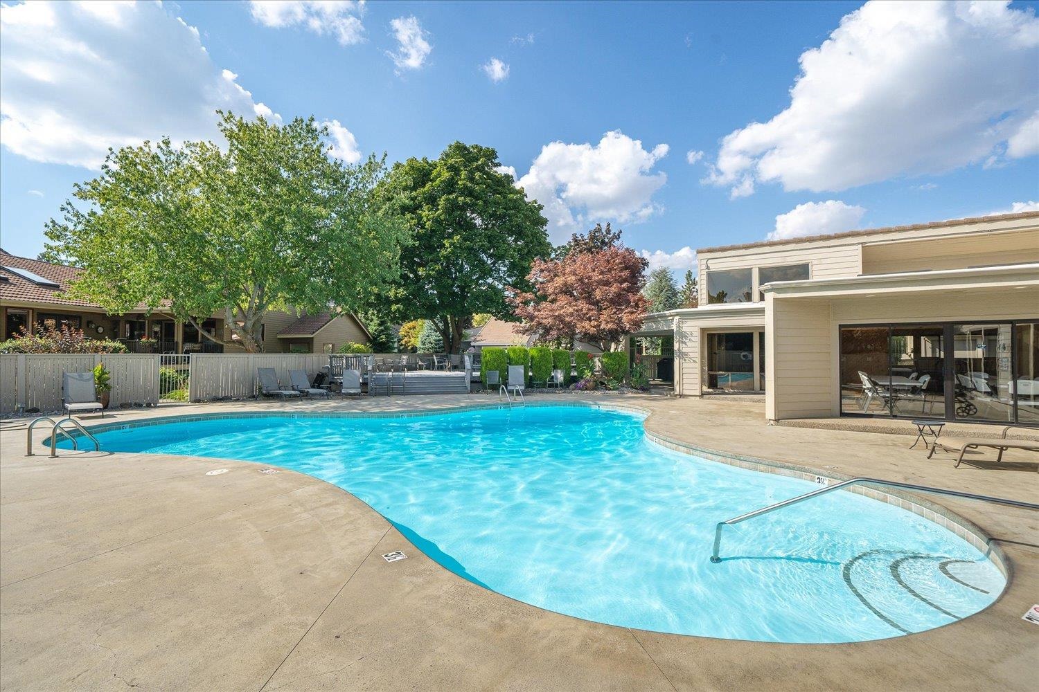2089 S Parkwood Cir - Photo 31