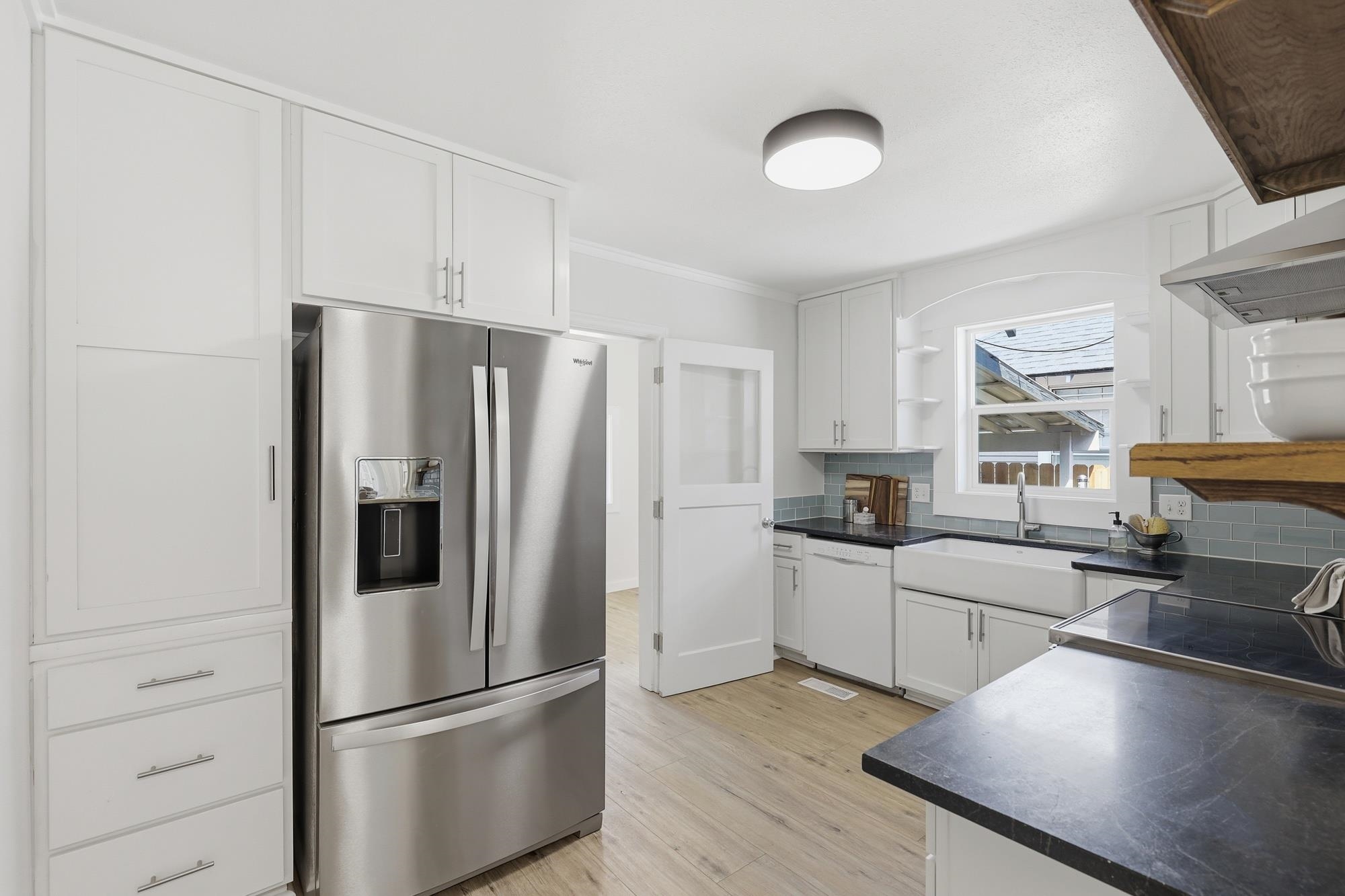 2520 W College Ave - Photo 6
