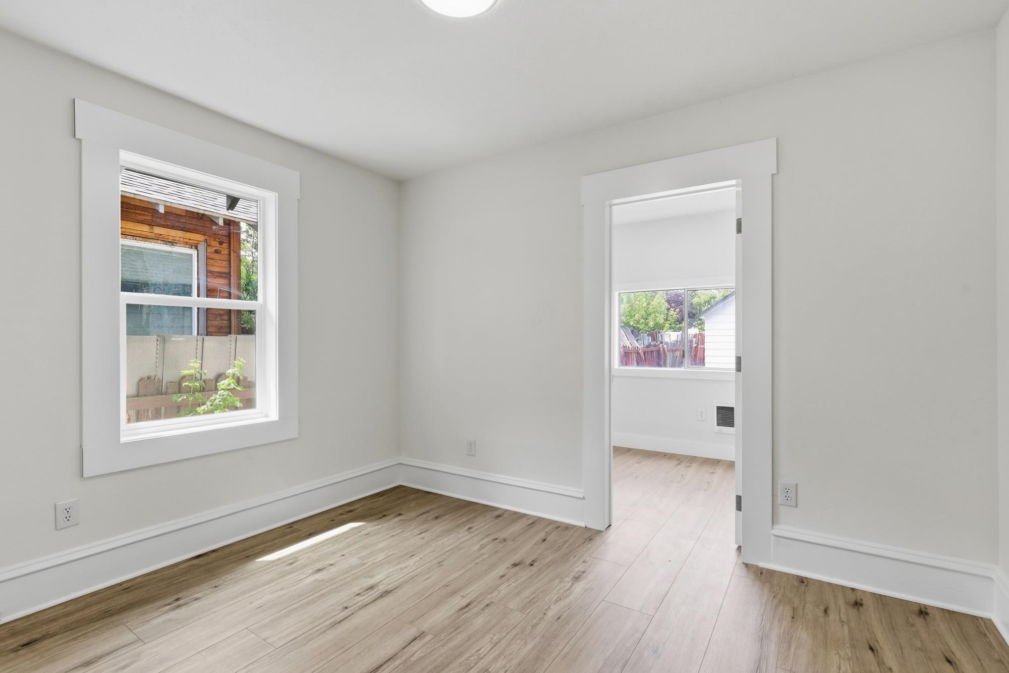 2520 W College Ave - Photo 12