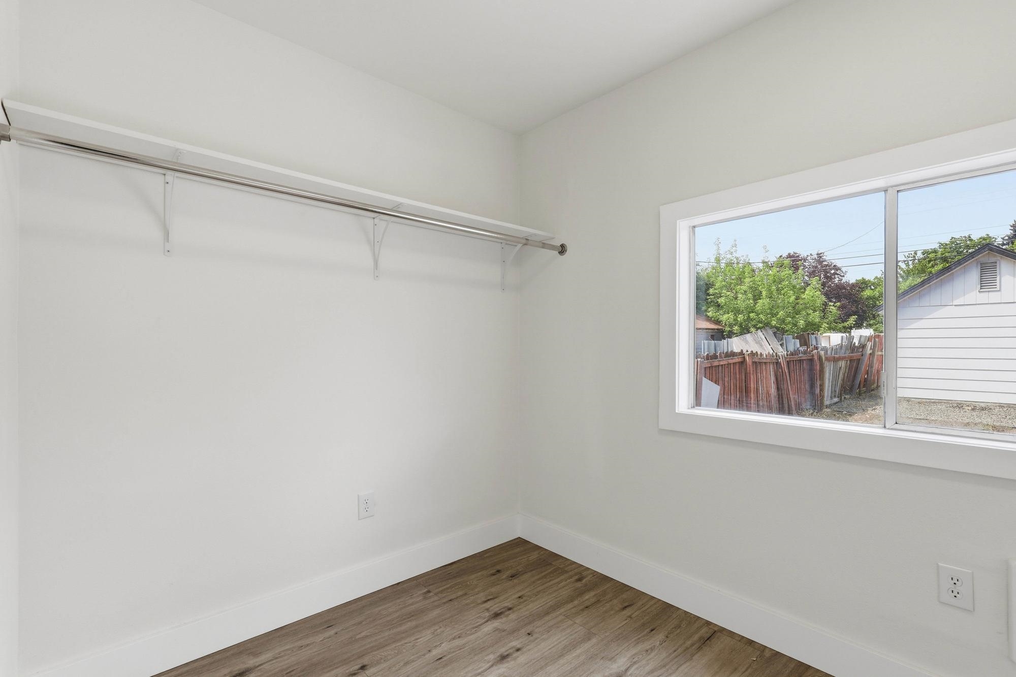 2520 W College Ave - Photo 13