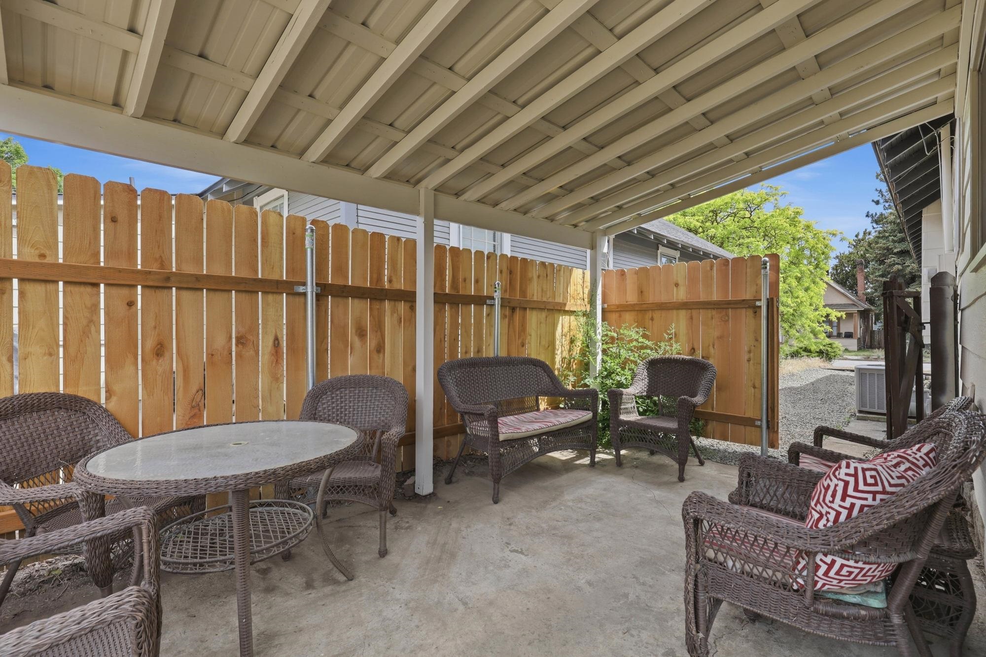 2520 W College Ave - Photo 18