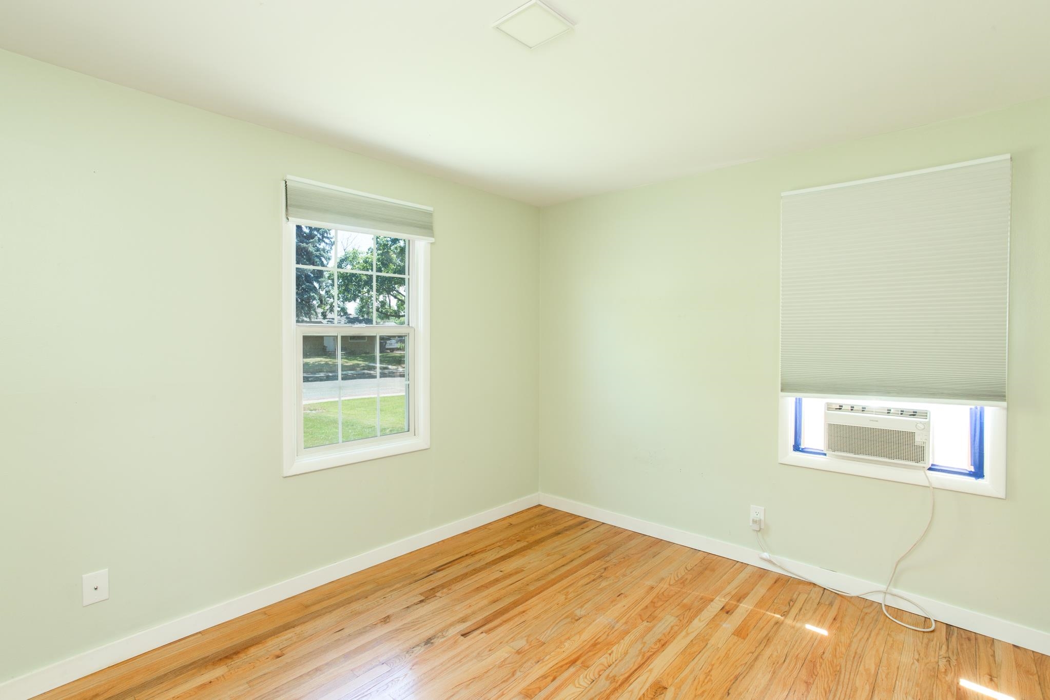 5709 N Cochran St - Photo 12