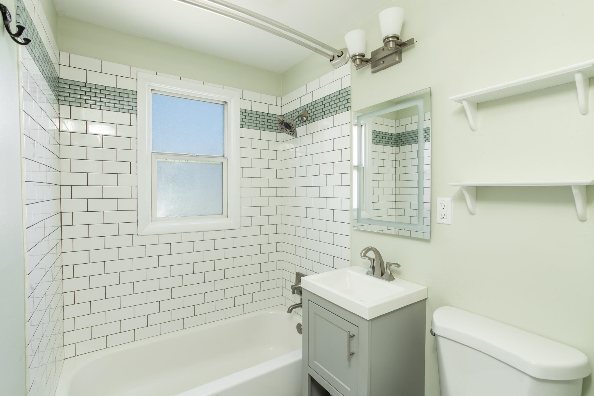 5709 N Cochran St - Photo 13