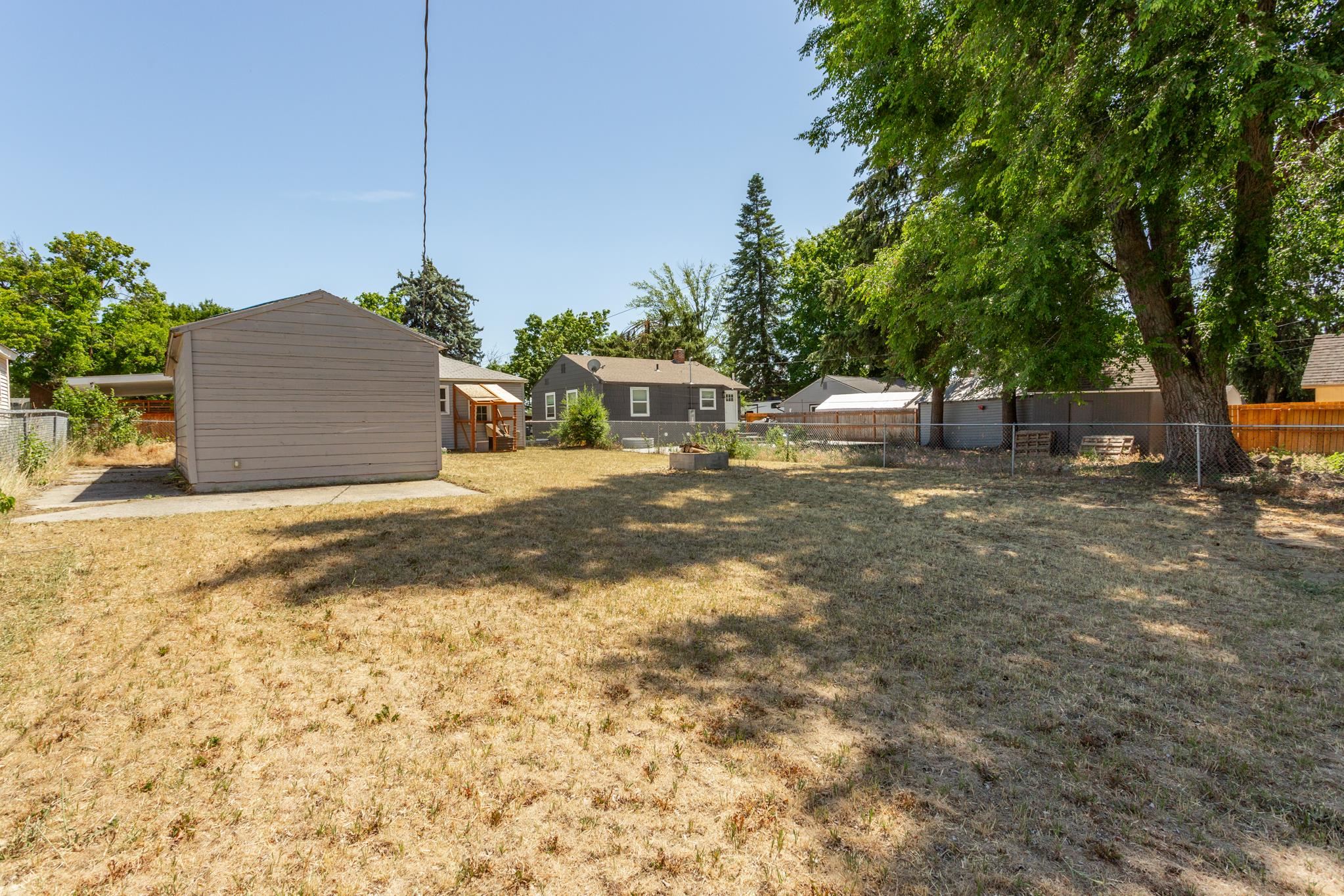 5709 N Cochran St - Photo 16