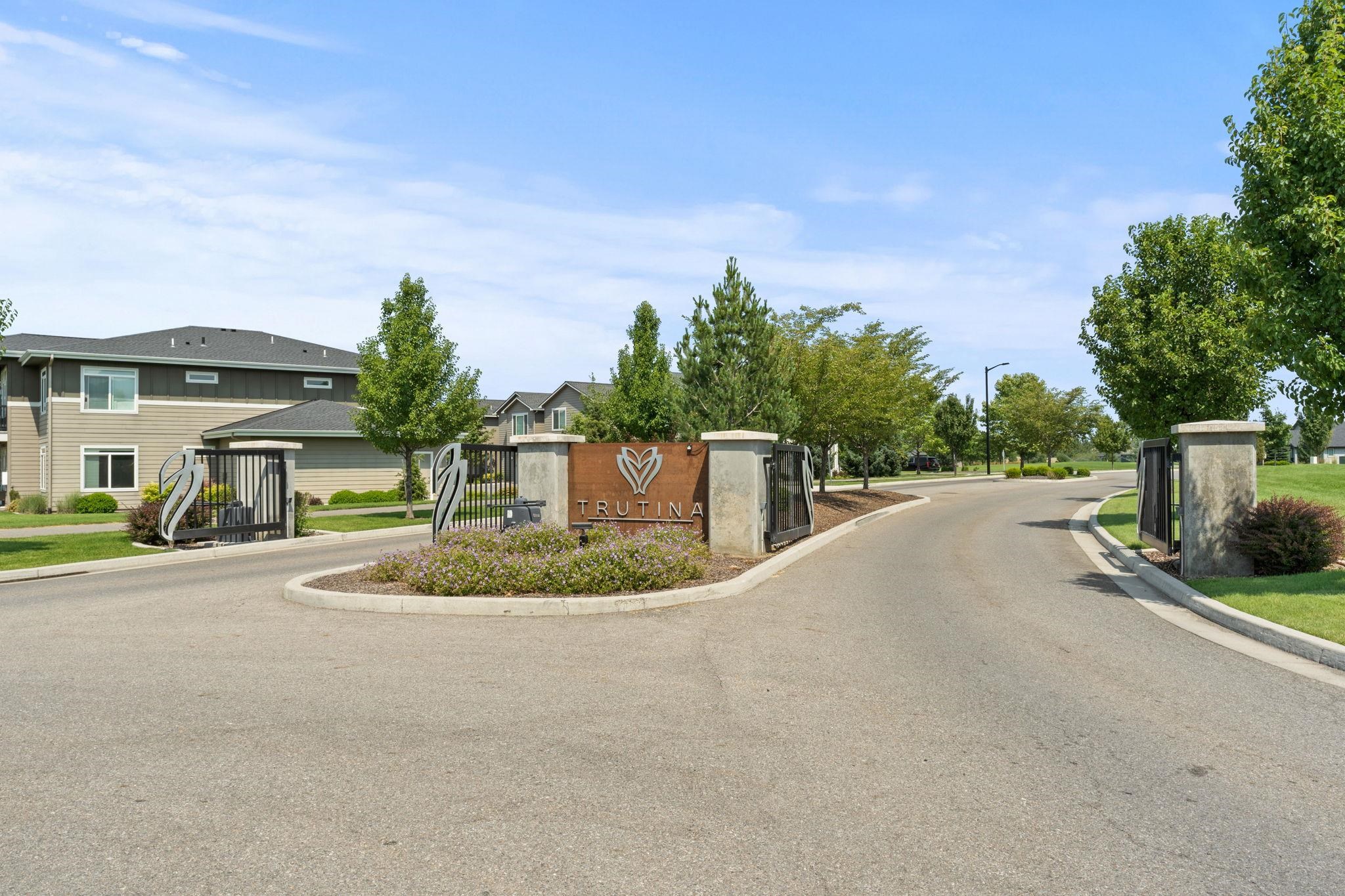22871 E Wellington Pkwy - Photo 30