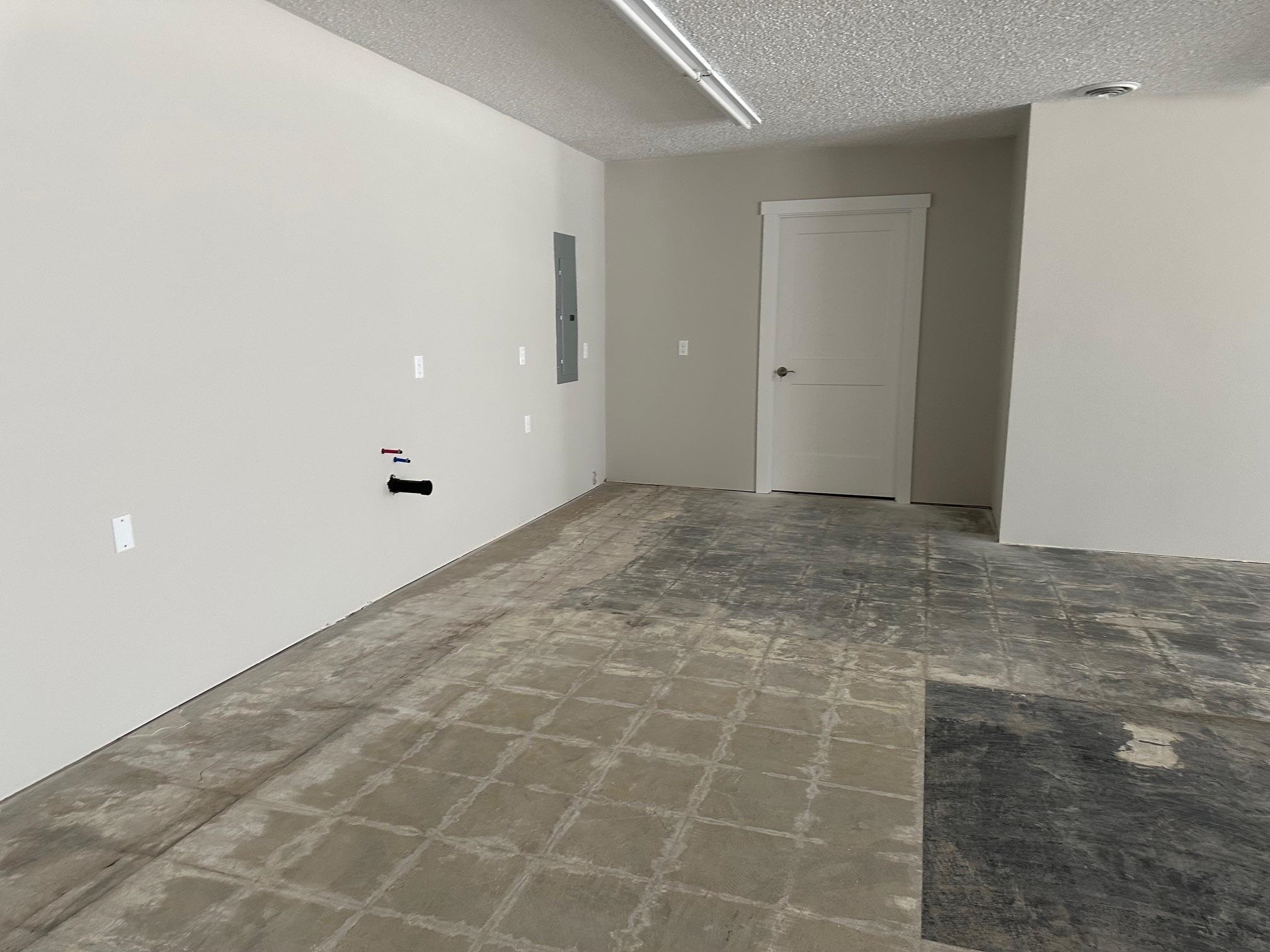 706 1st St - Photo 26