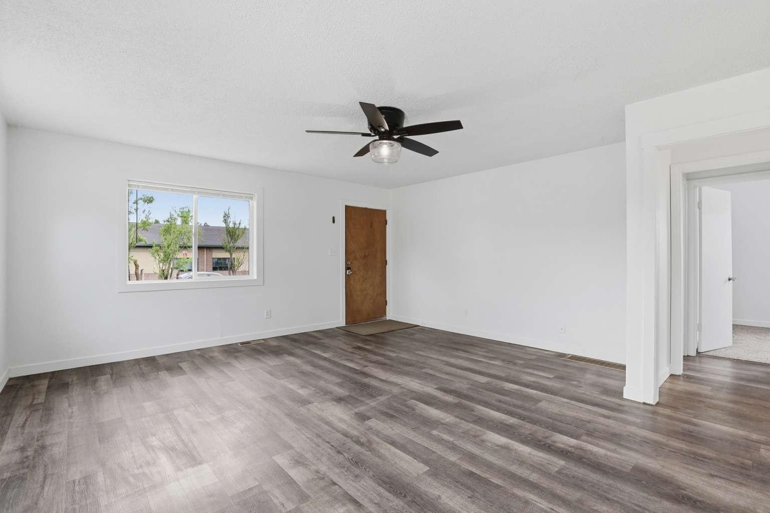 12917 W 12TH Ave - Photo 4