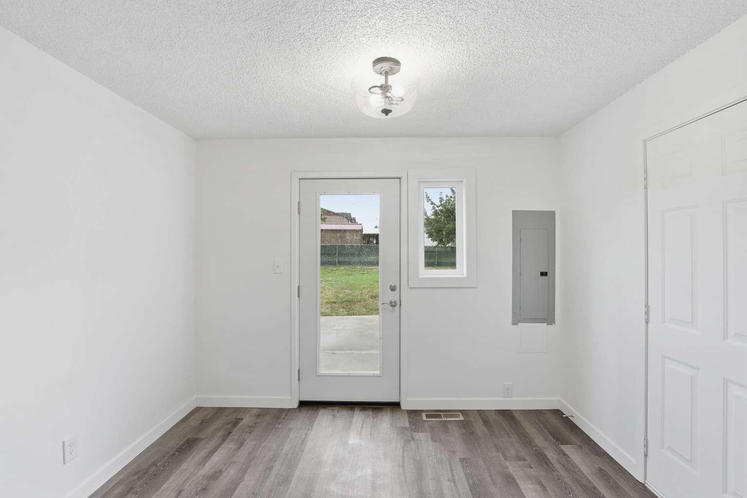12917 W 12TH Ave - Photo 11