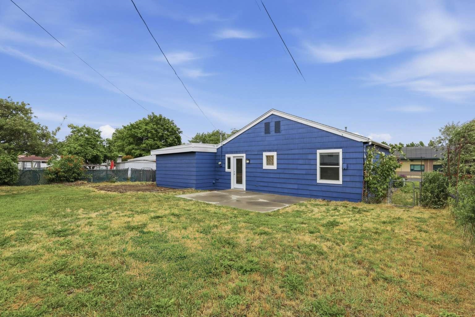 12917 W 12TH Ave - Photo 22
