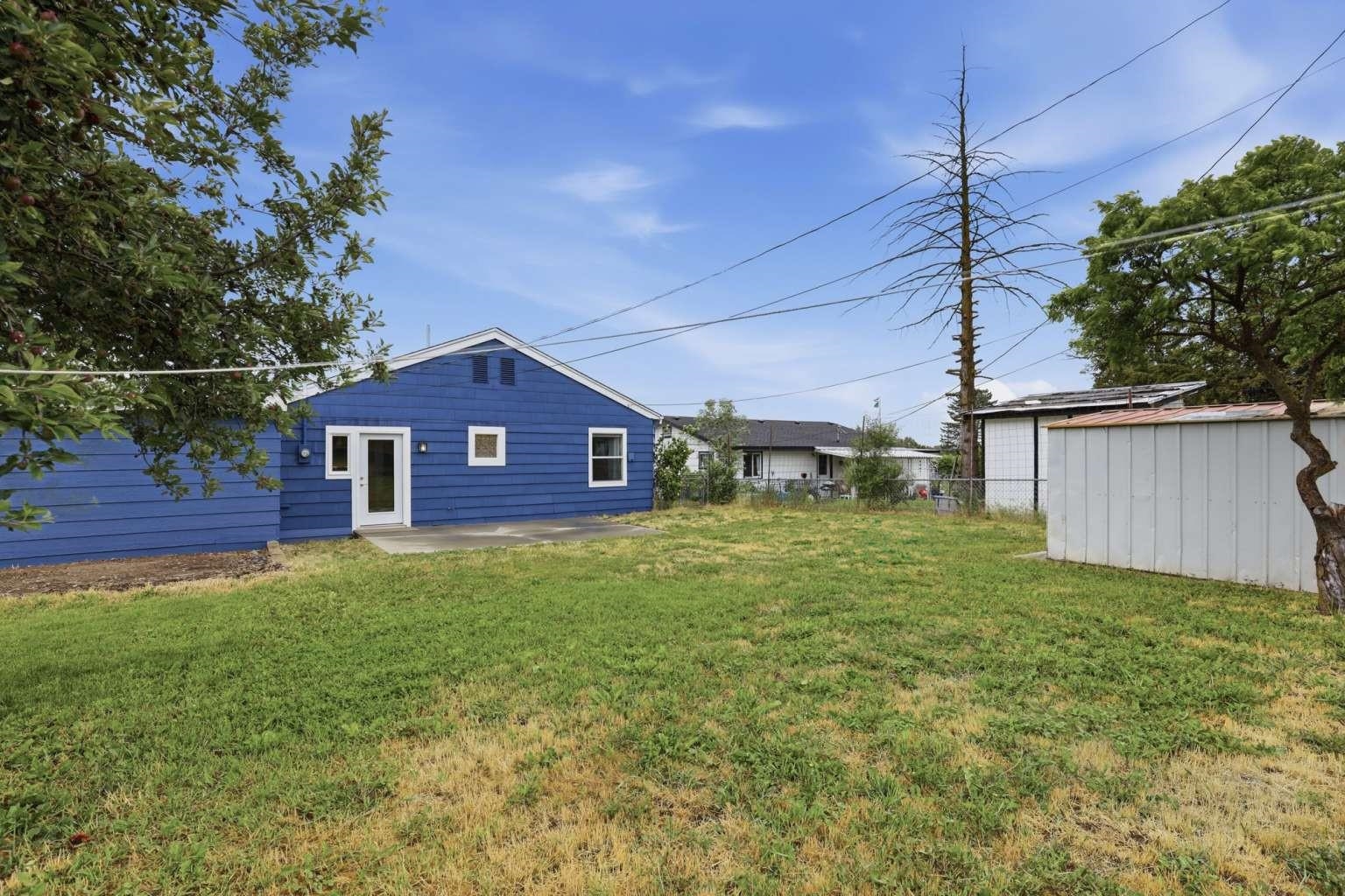 12917 W 12TH Ave - Photo 23