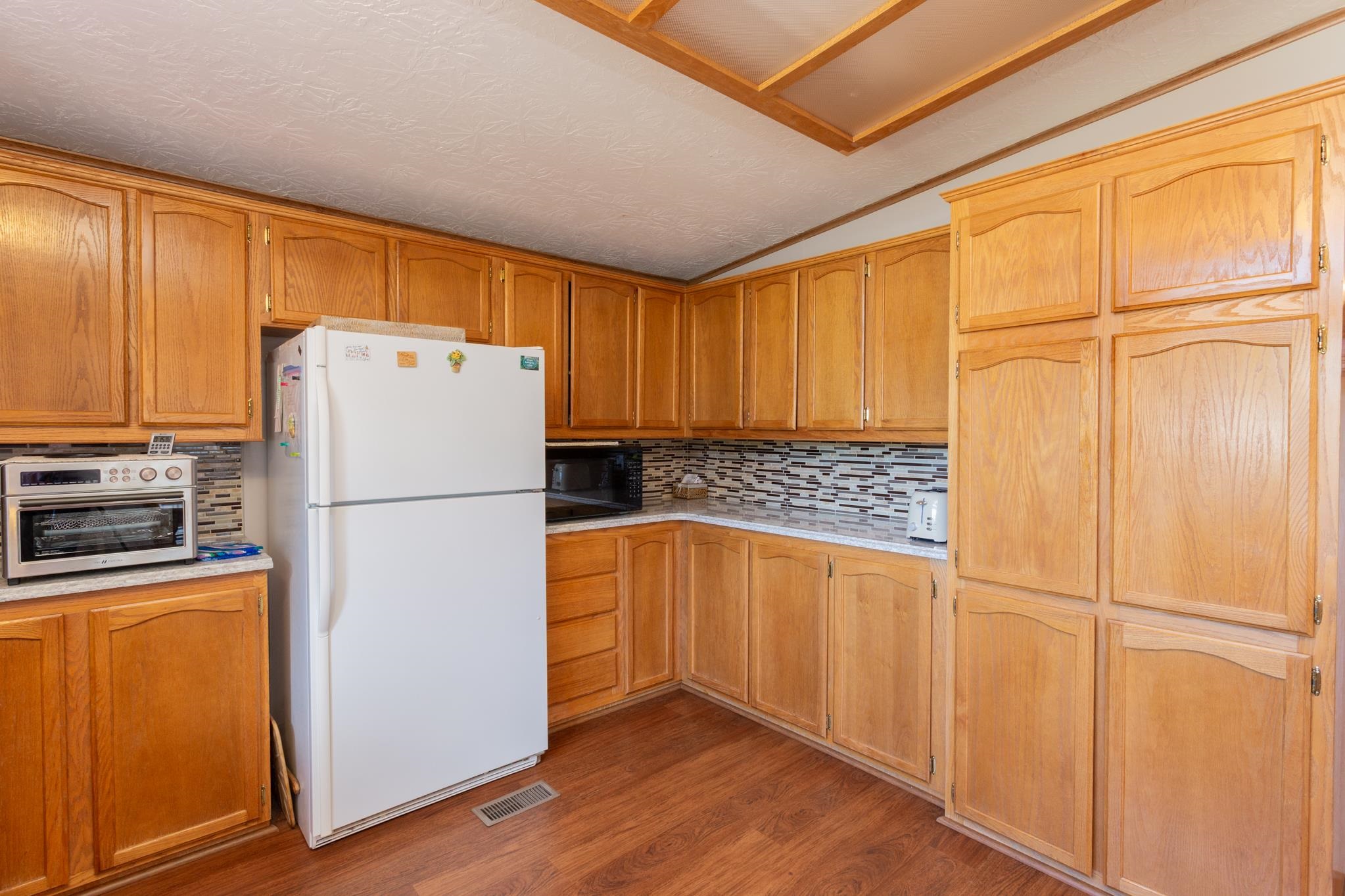 407 E Meadowmere Way - Photo 13
