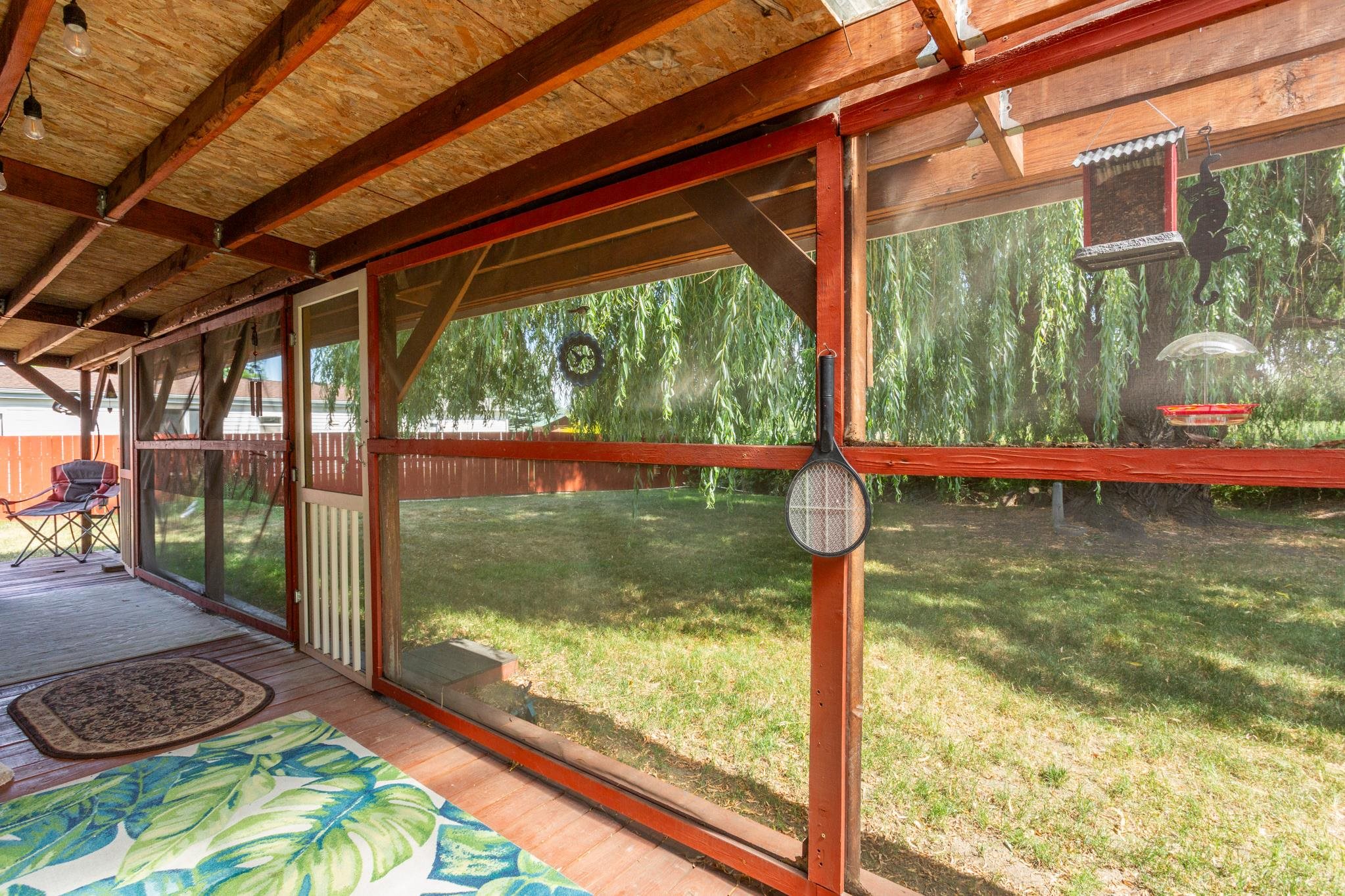 407 E Meadowmere Way - Photo 23