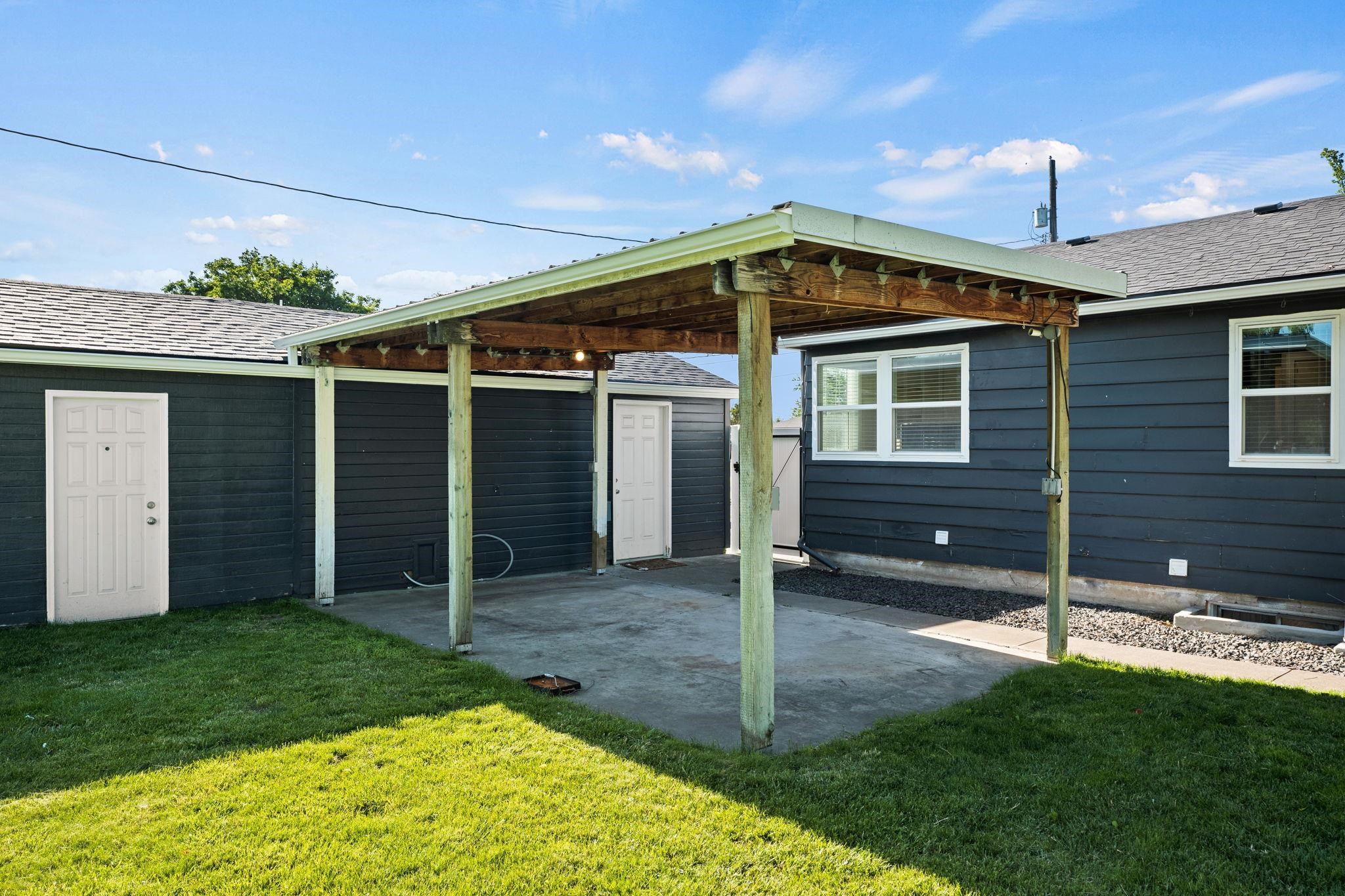 11314 E Alki Ave - Photo 26