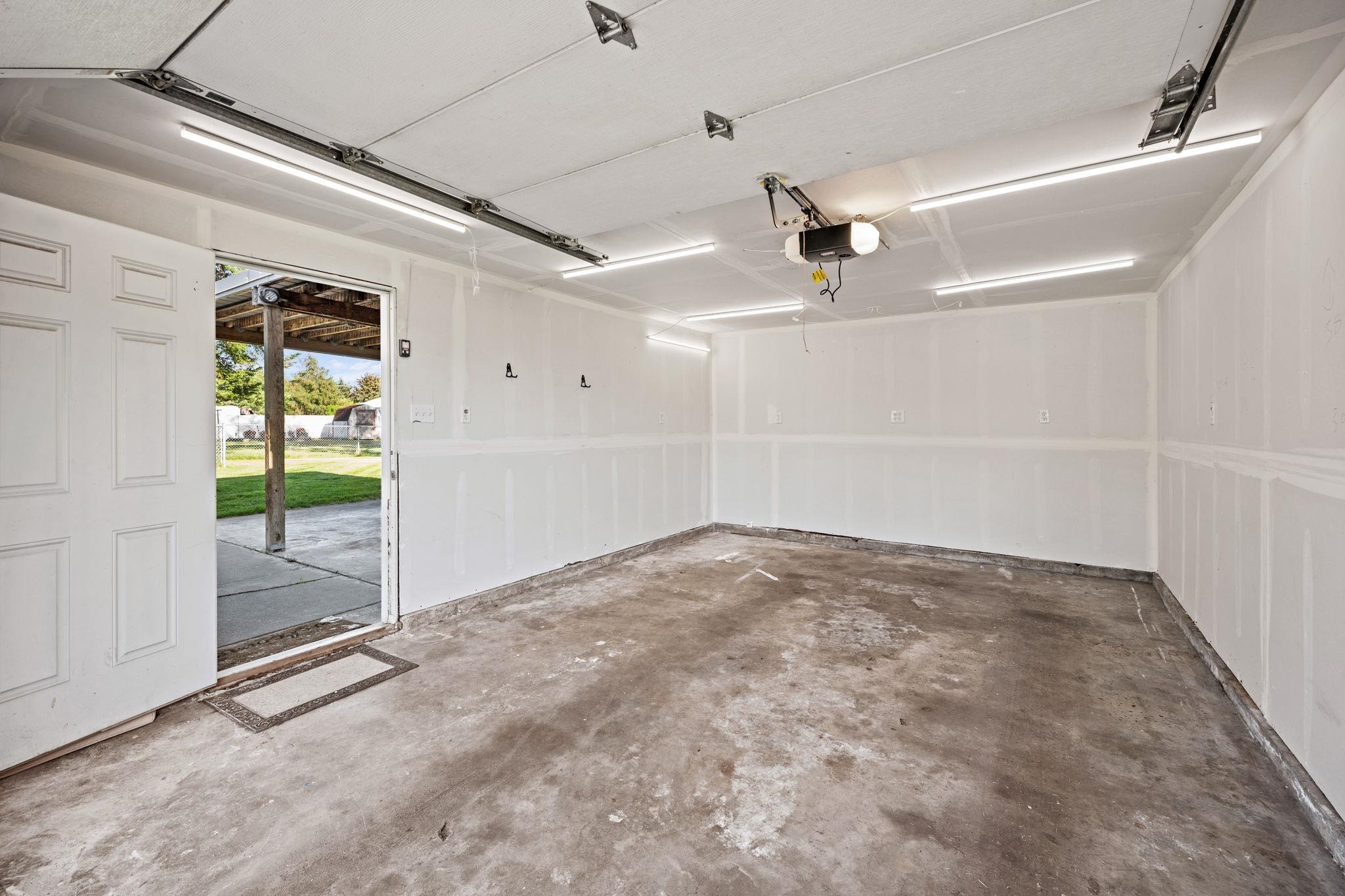 11314 E Alki Ave - Photo 27