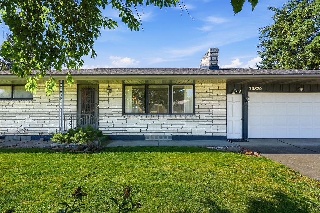 15820 E Longfellow Ave - Photo 2