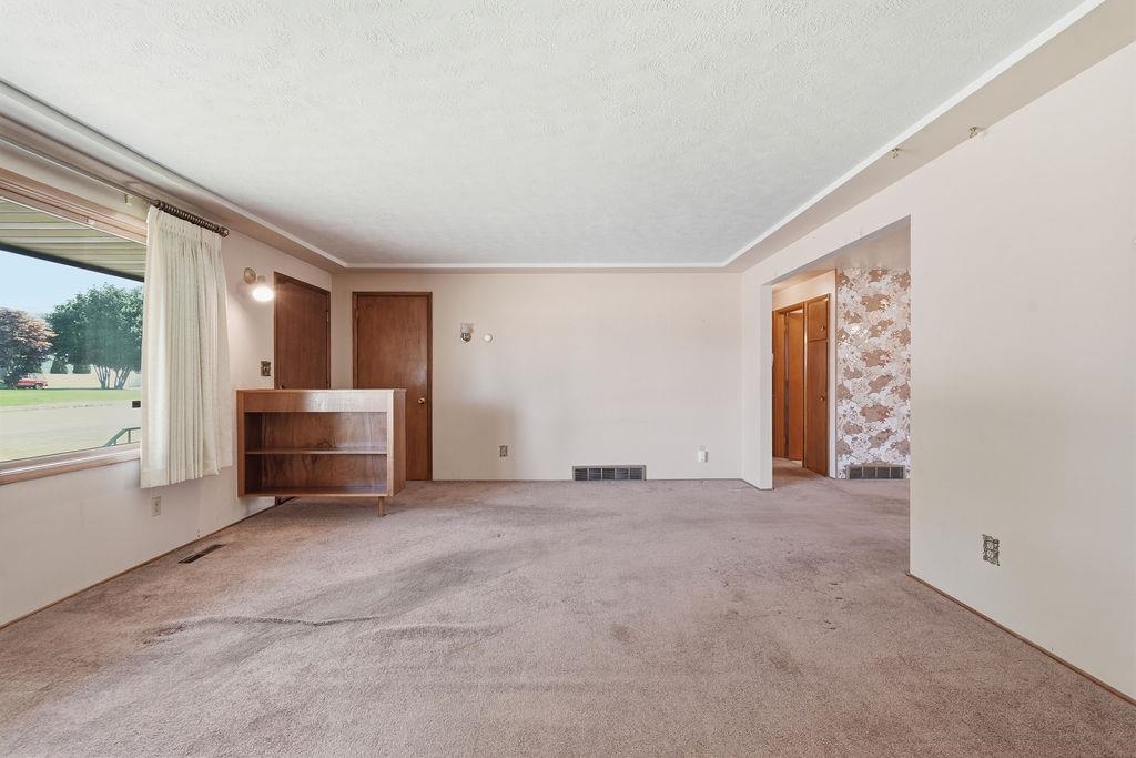 15820 E Longfellow Ave - Photo 8
