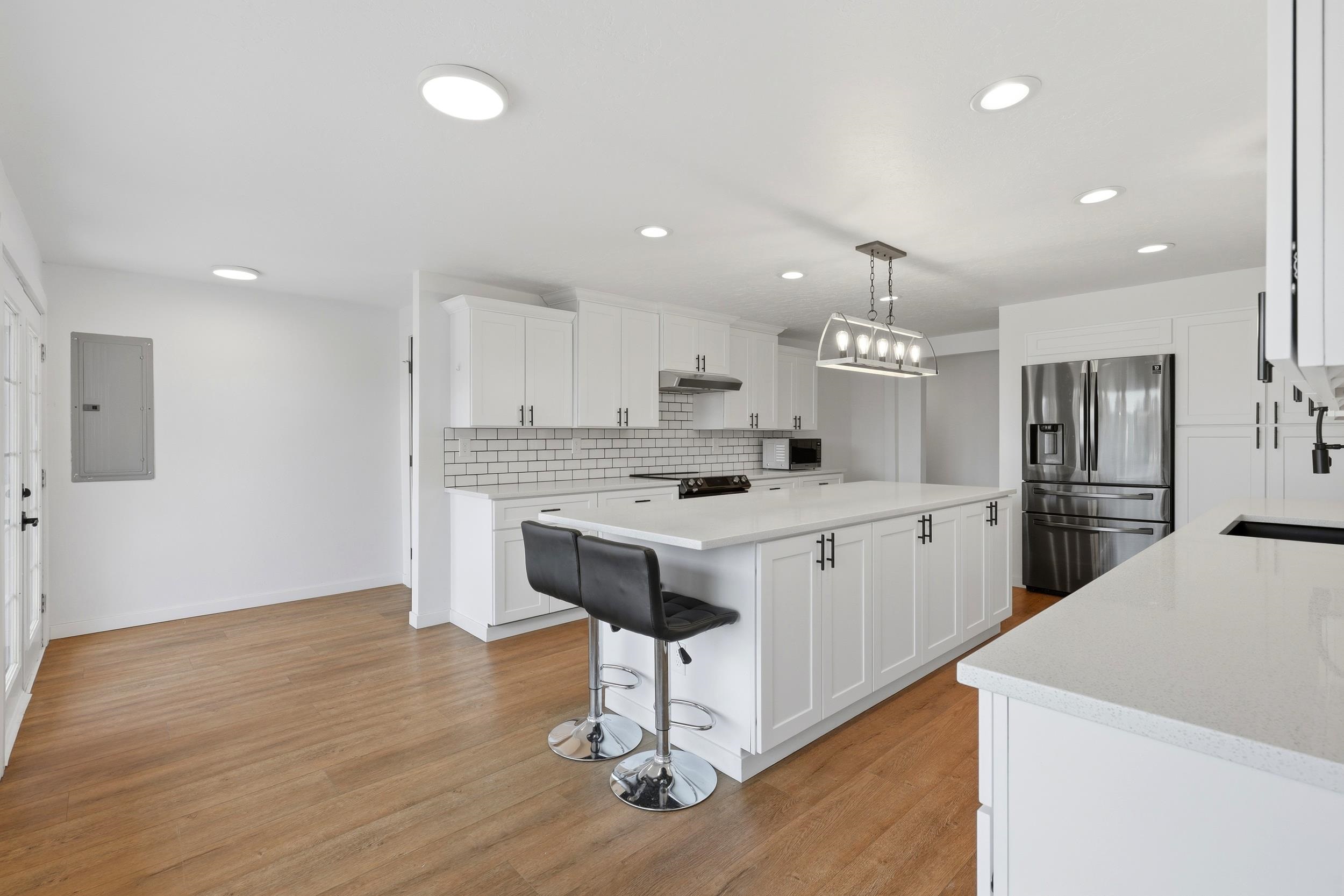 1627 W Courtland Ave - Photo 20