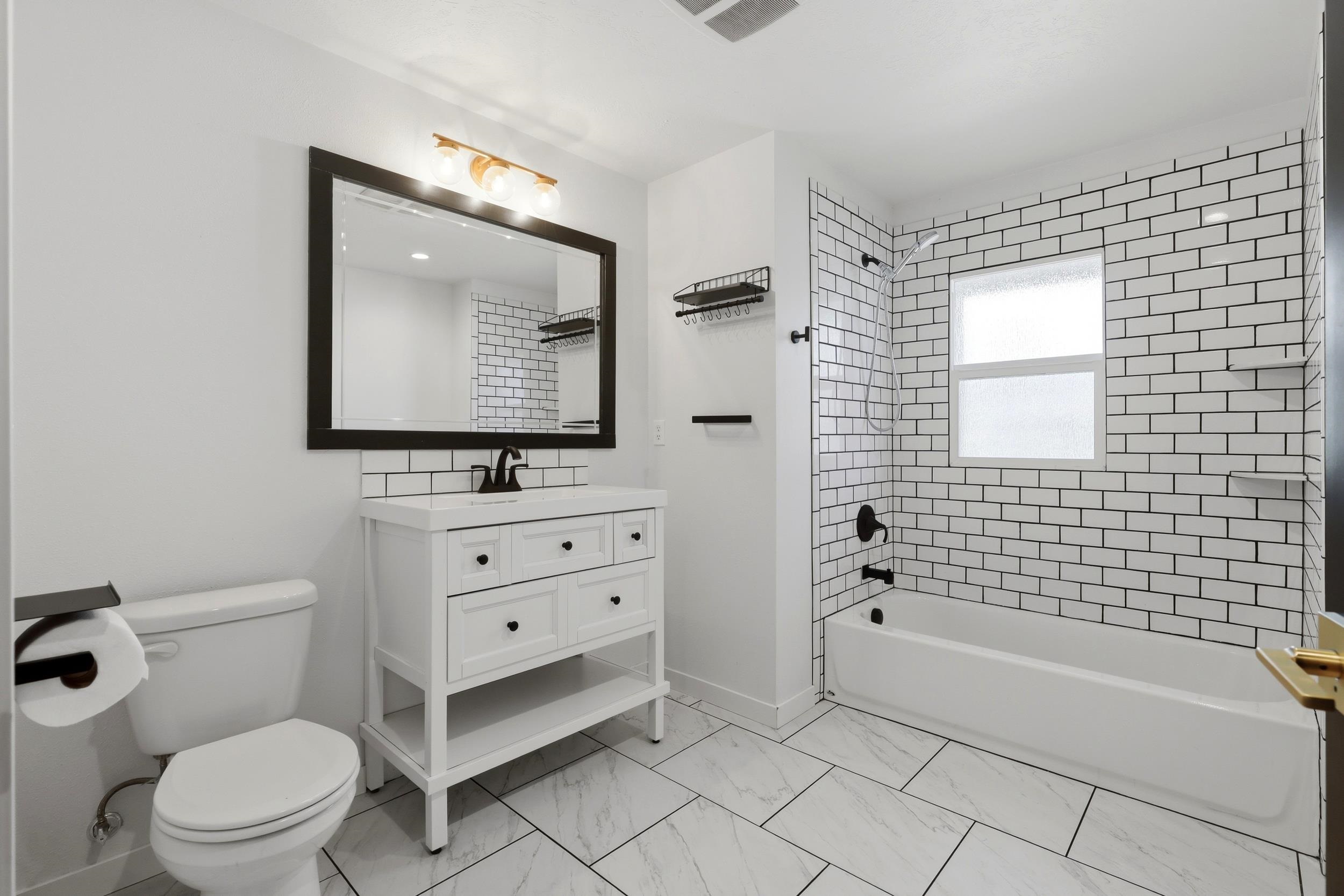 1627 W Courtland Ave - Photo 29