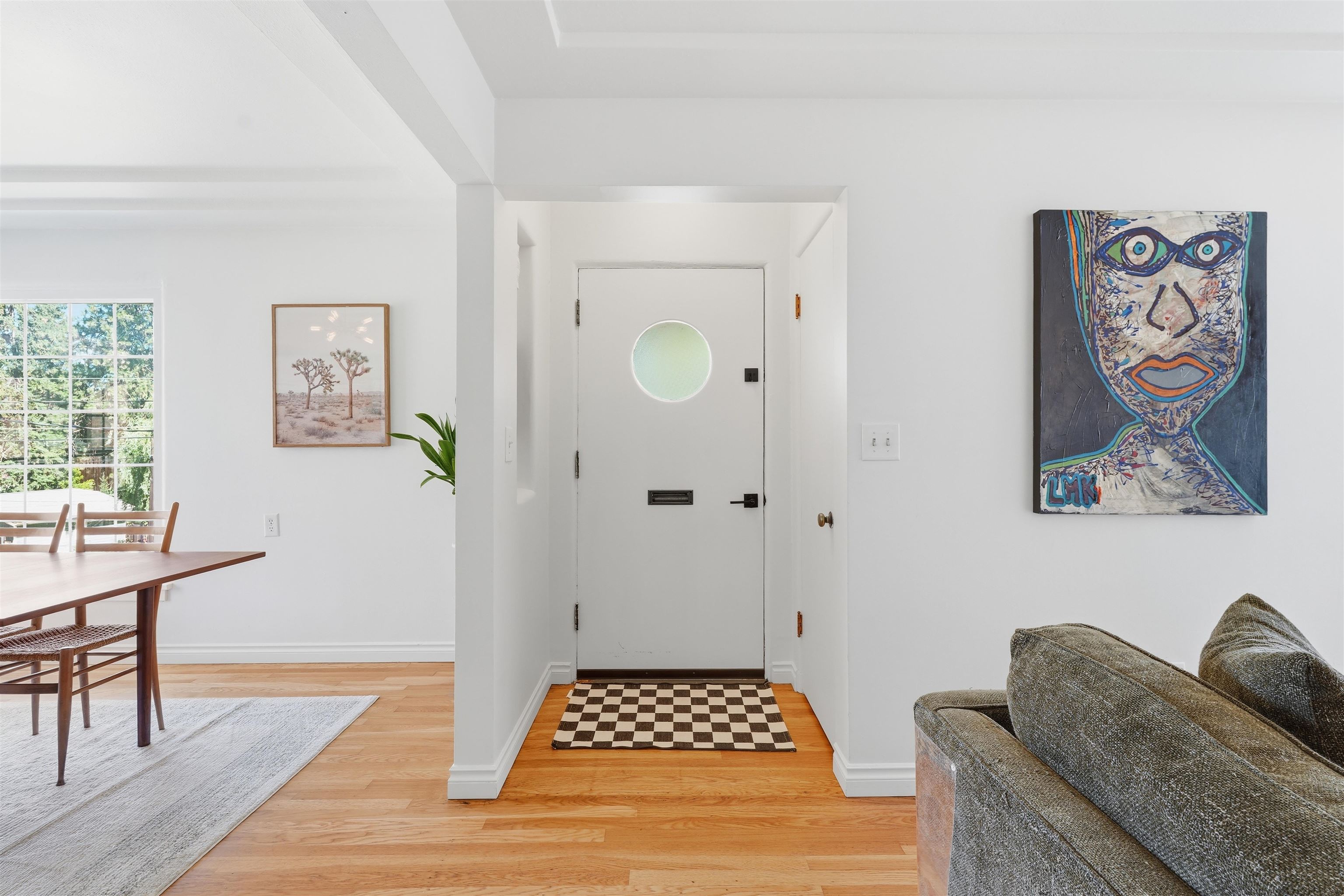 1224 E 19th Ave - Photo 3
