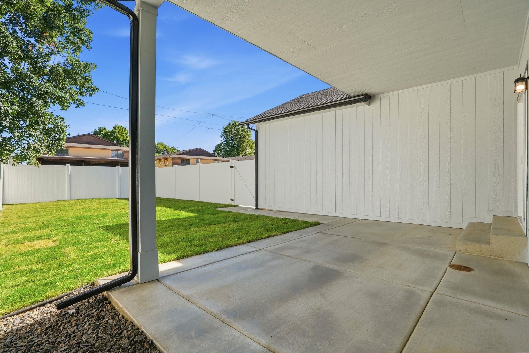 1500 E North Ave - Photo 31