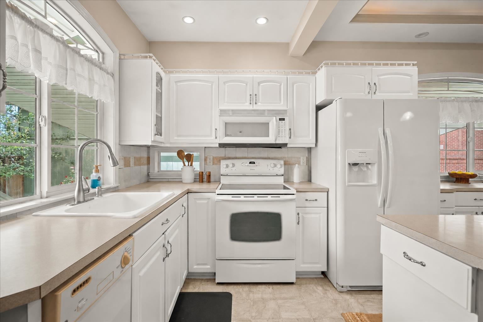 917 W Montgomery Ave - Photo 14