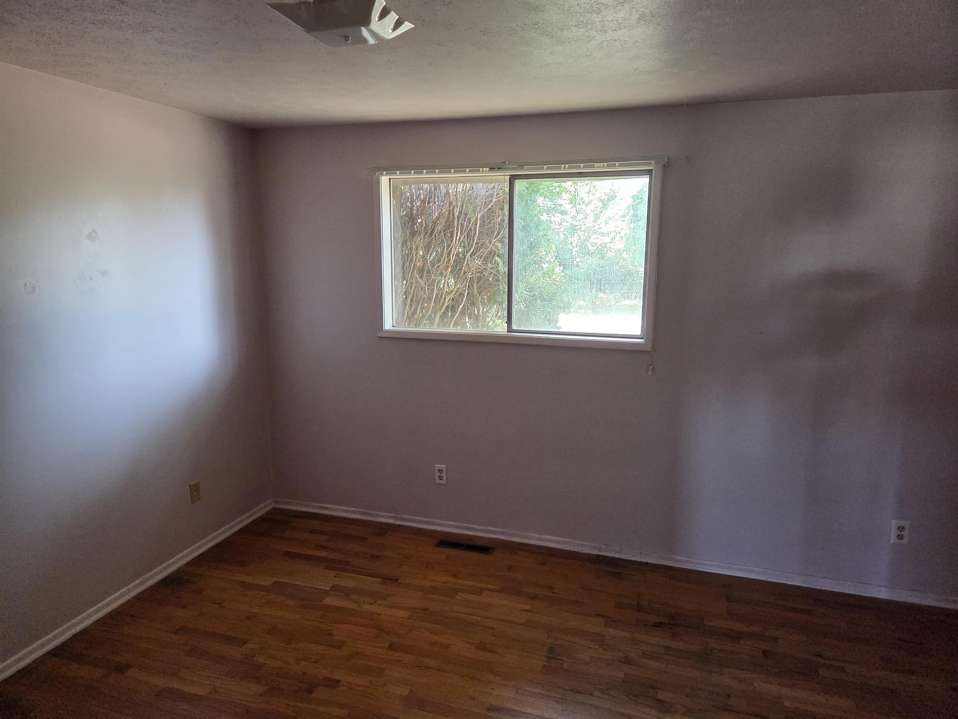 13412 E Desment Ave - Photo 7