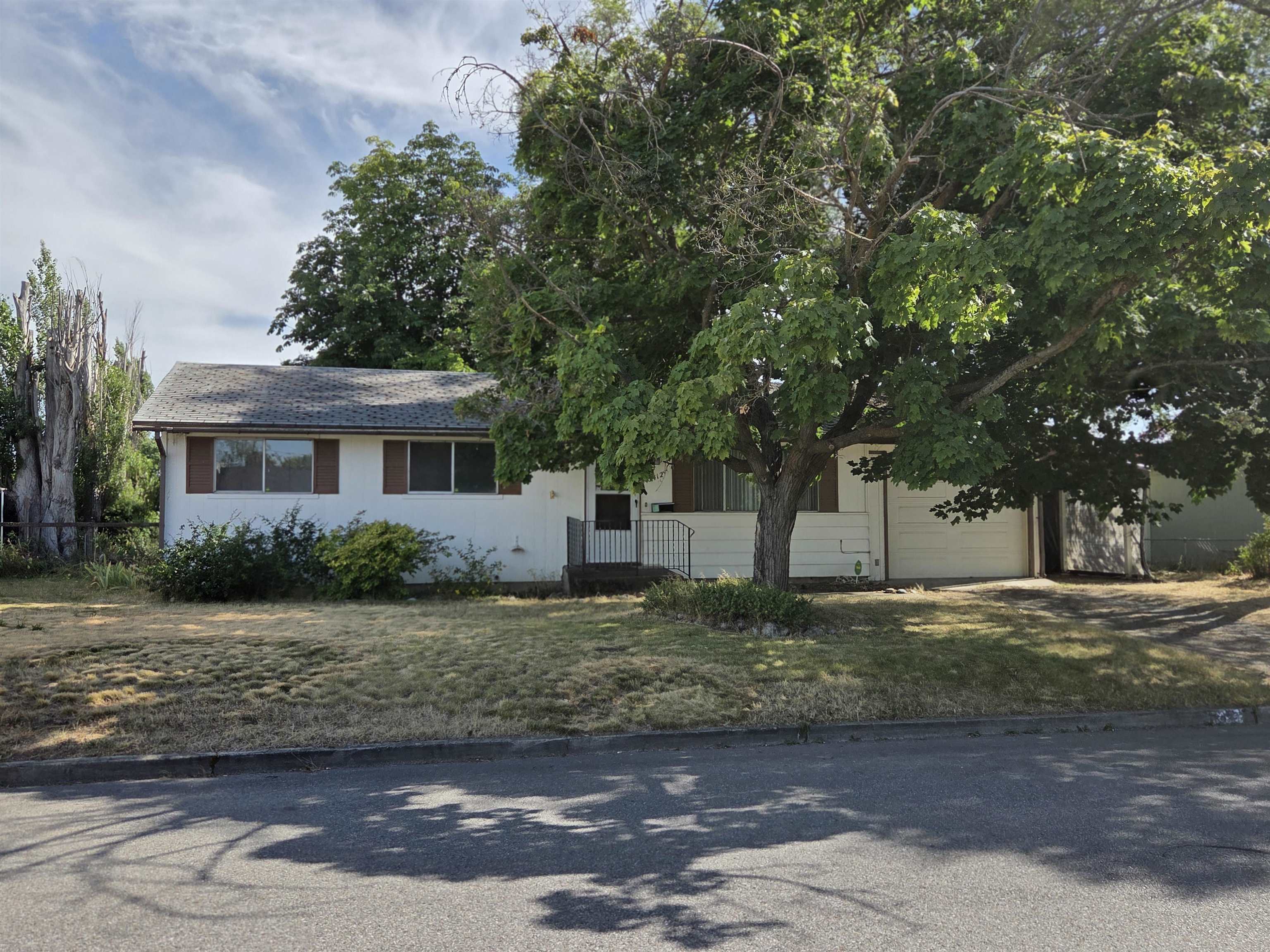 13412 E Desment Ave - Photo 19
