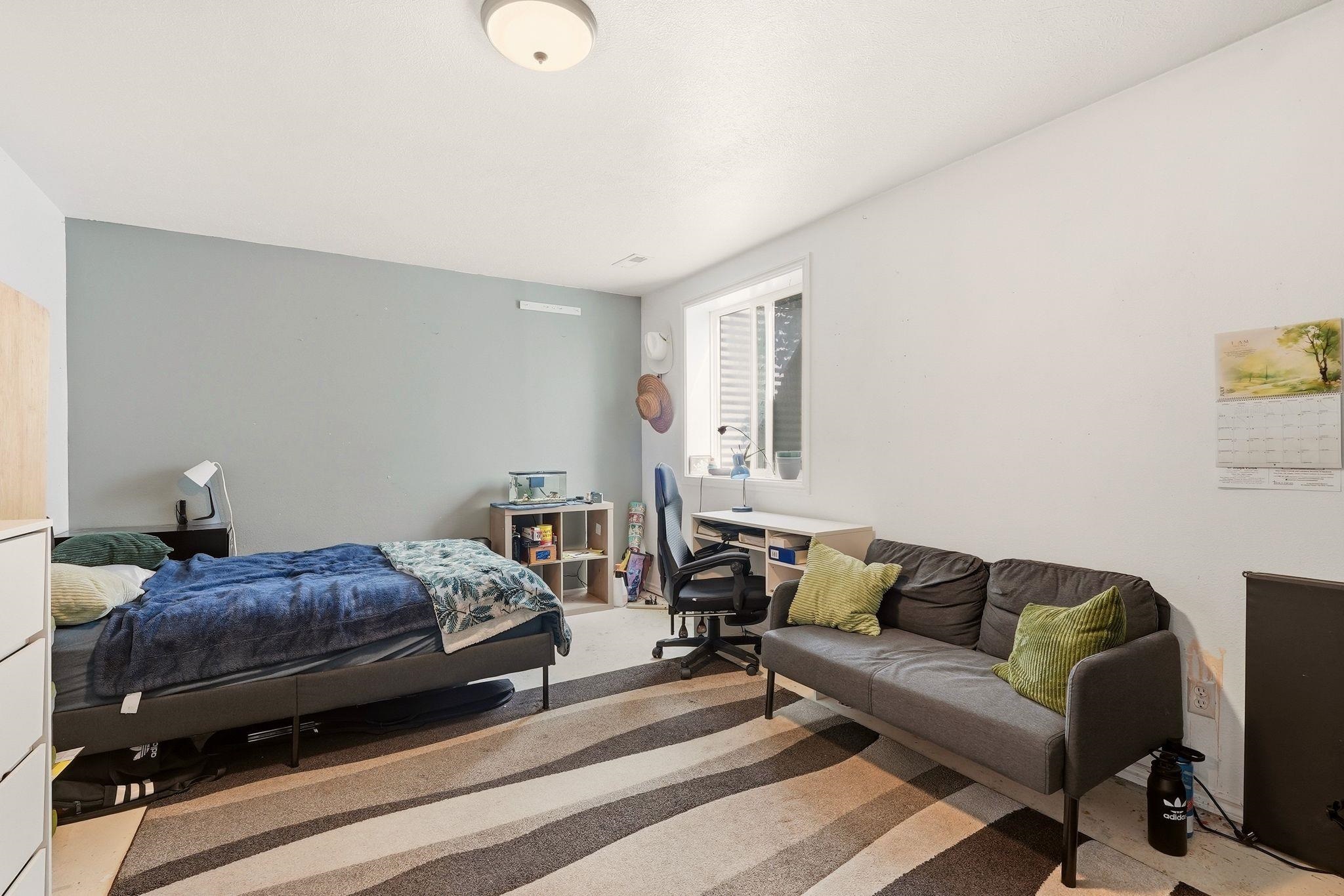 4417 E Woodglen Rd - Photo 33