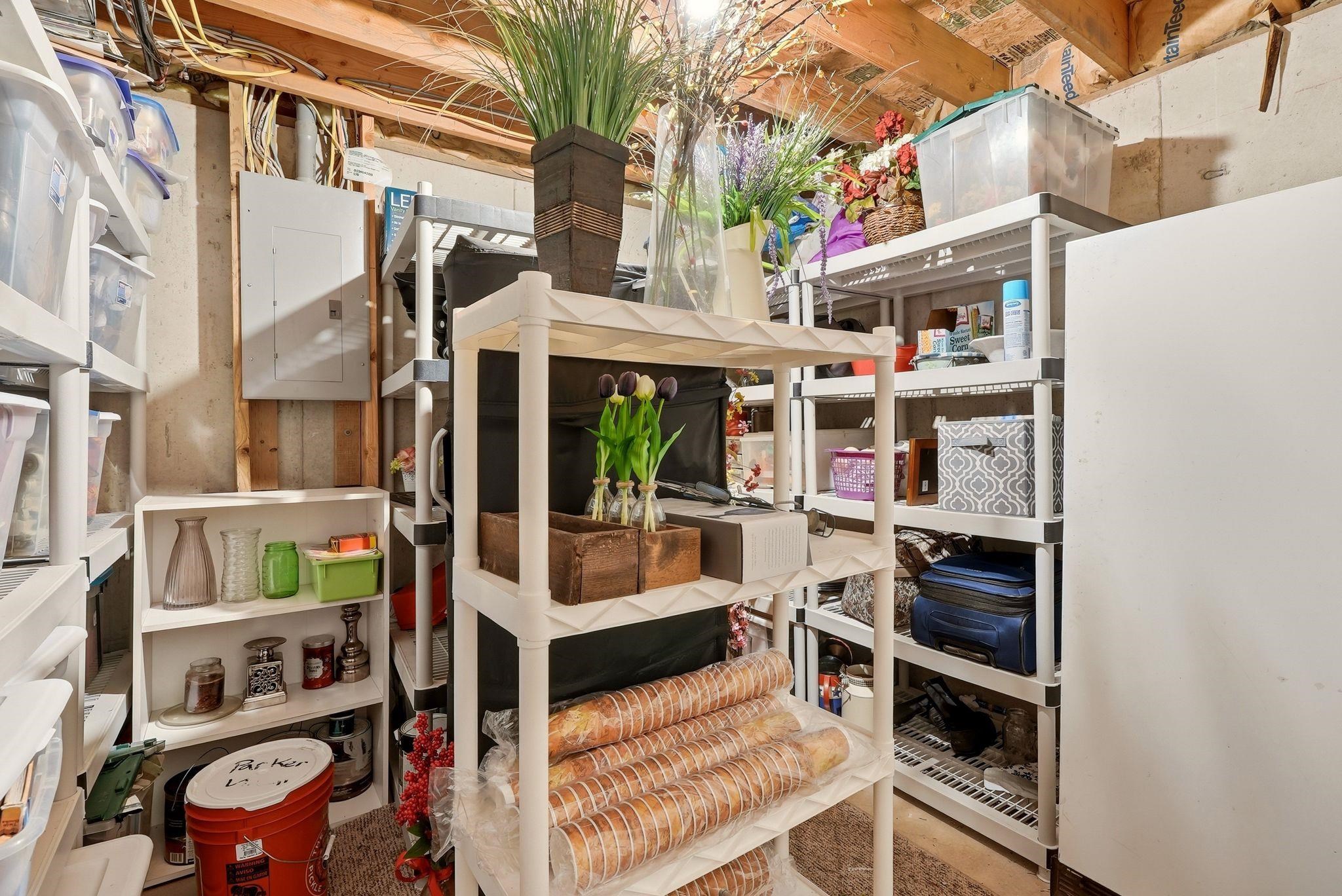 4417 E Woodglen Rd - Photo 32