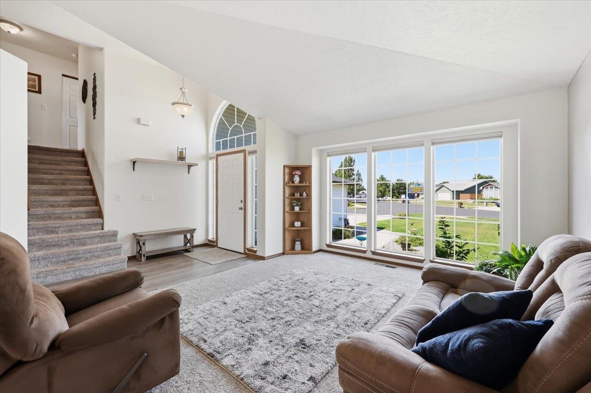 1444 E Weile Ct - Photo 6