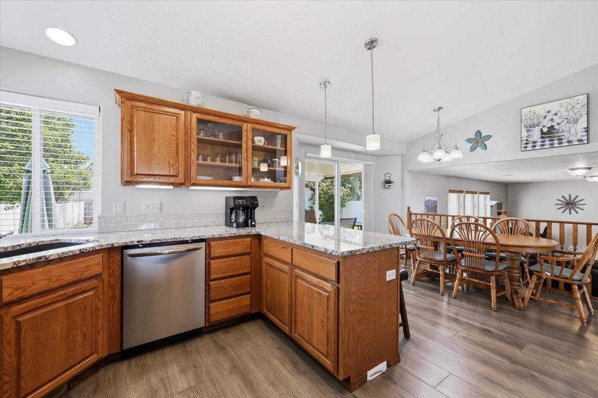 1444 E Weile Ct - Photo 10