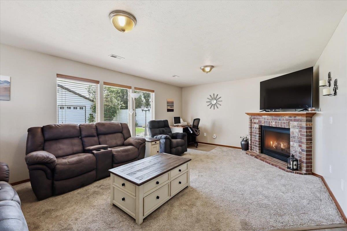 1444 E Weile Ct - Photo 13