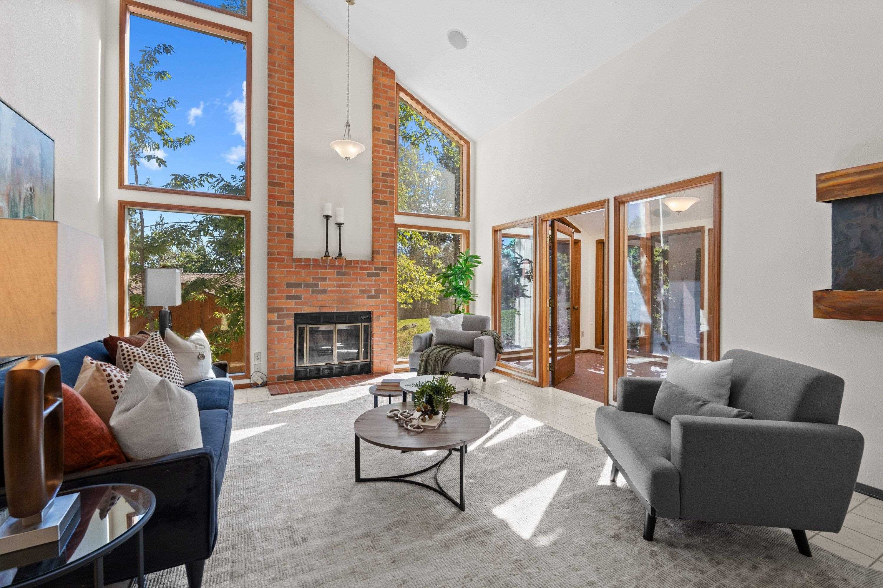 8027 E Elde Dr - Photo 3