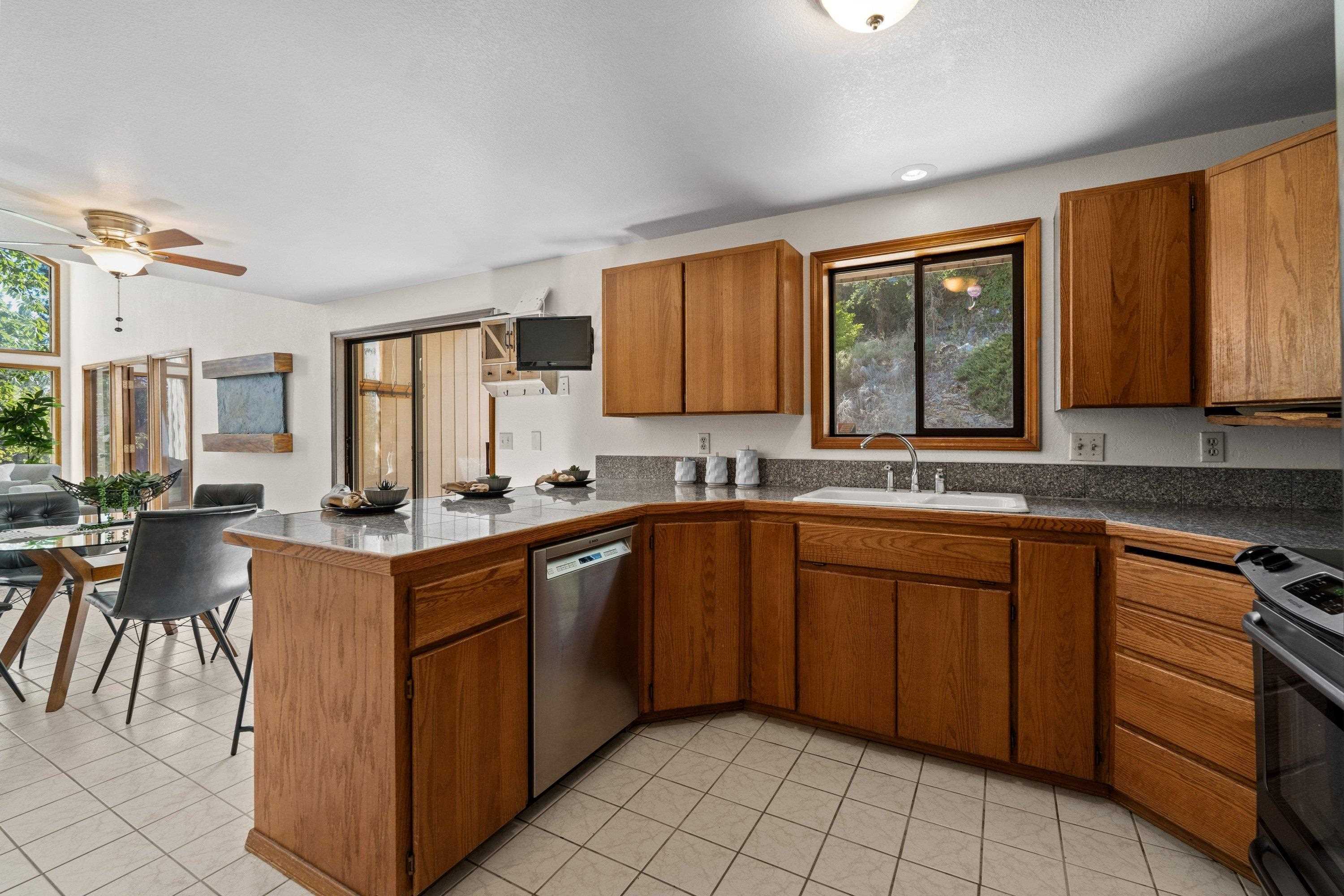 8027 E Elde Dr - Photo 12