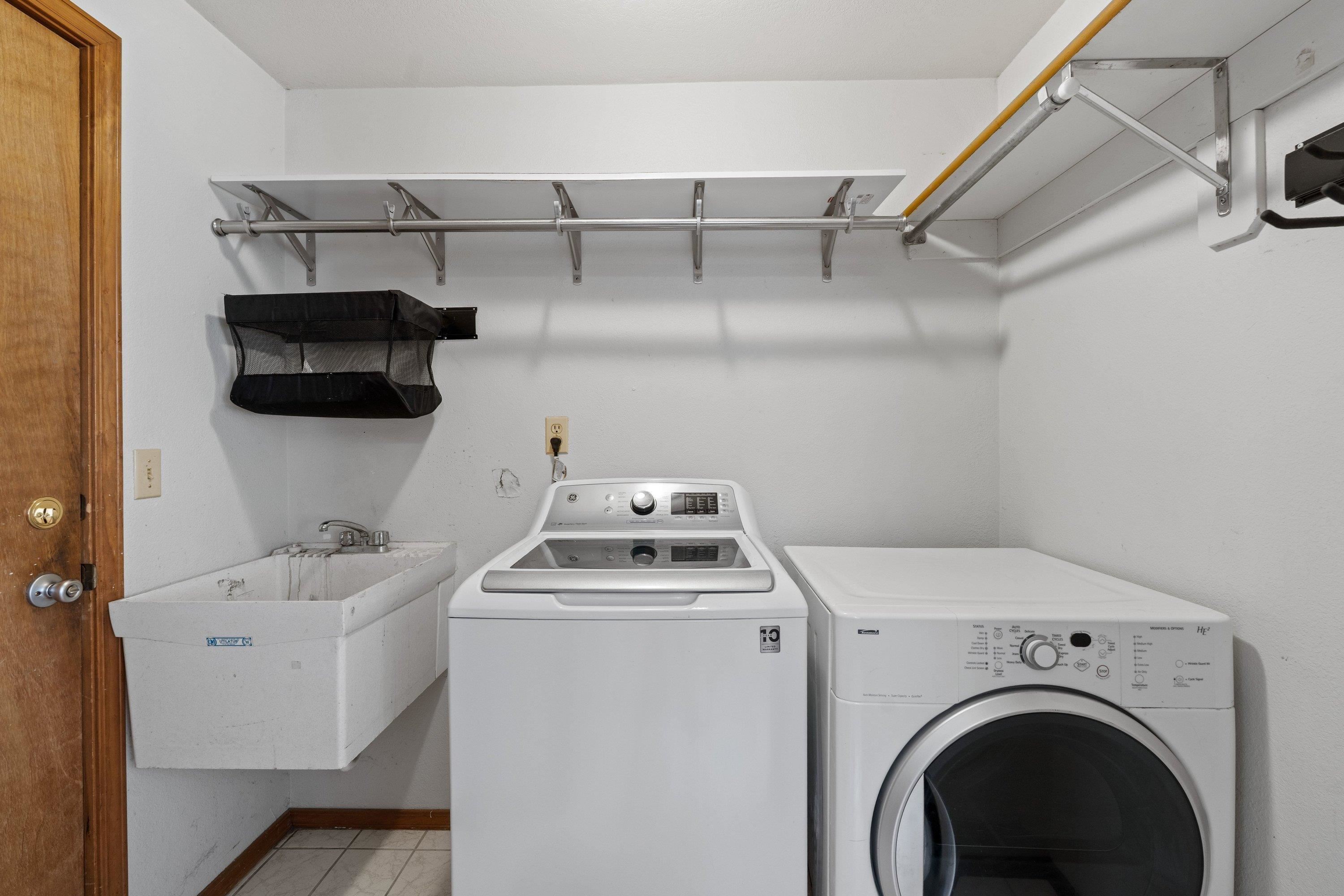 8027 E Elde Dr - Photo 14