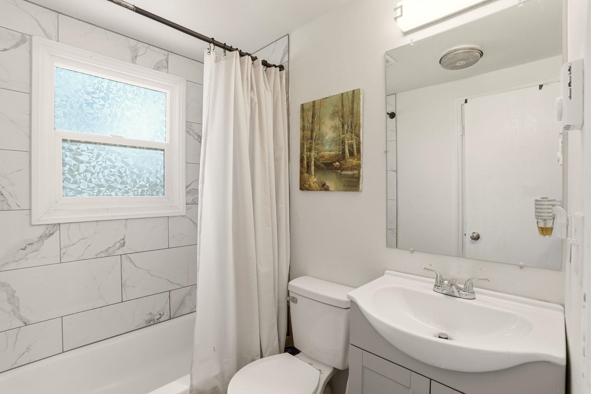 6202 N Astor St - Photo 15
