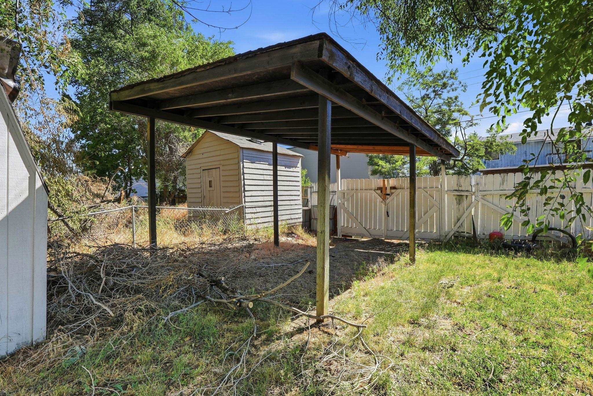 6202 N Astor St - Photo 22