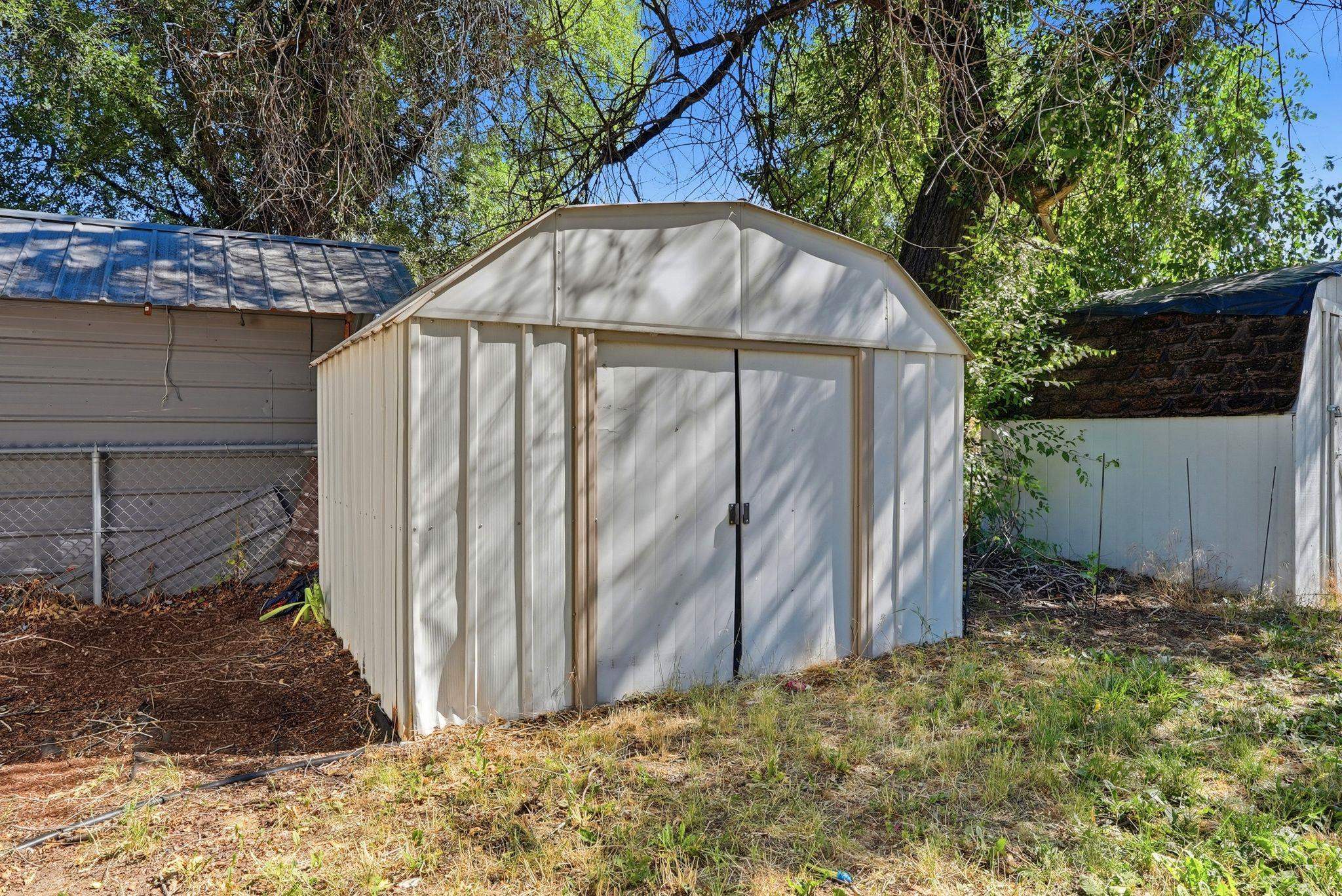 6202 N Astor St - Photo 24