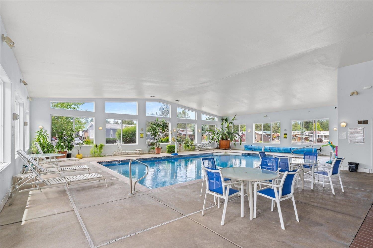455 Guinevere Dr - Photo 41