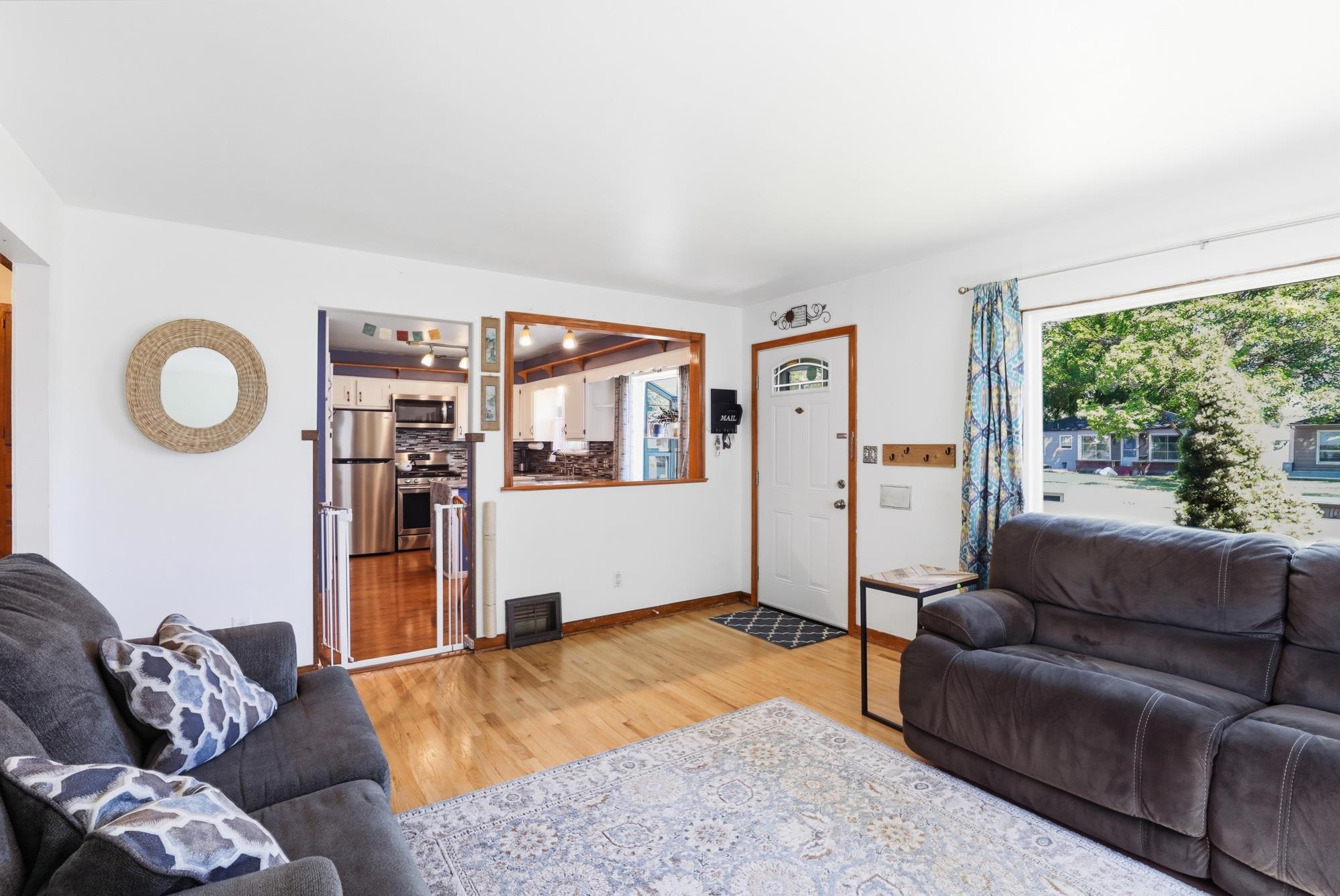 2308 E Sinto Ave - Photo 4