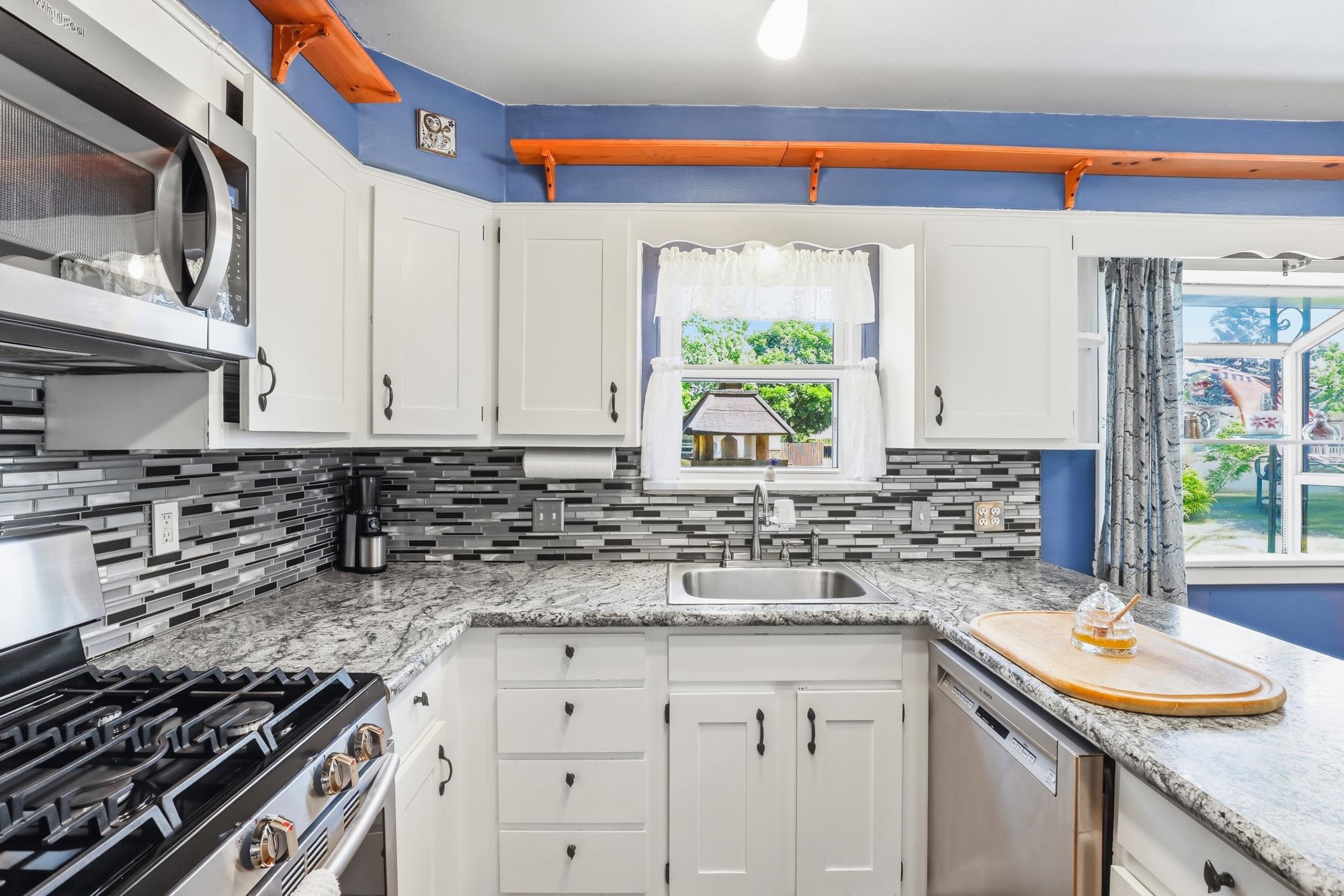 2308 E Sinto Ave - Photo 8