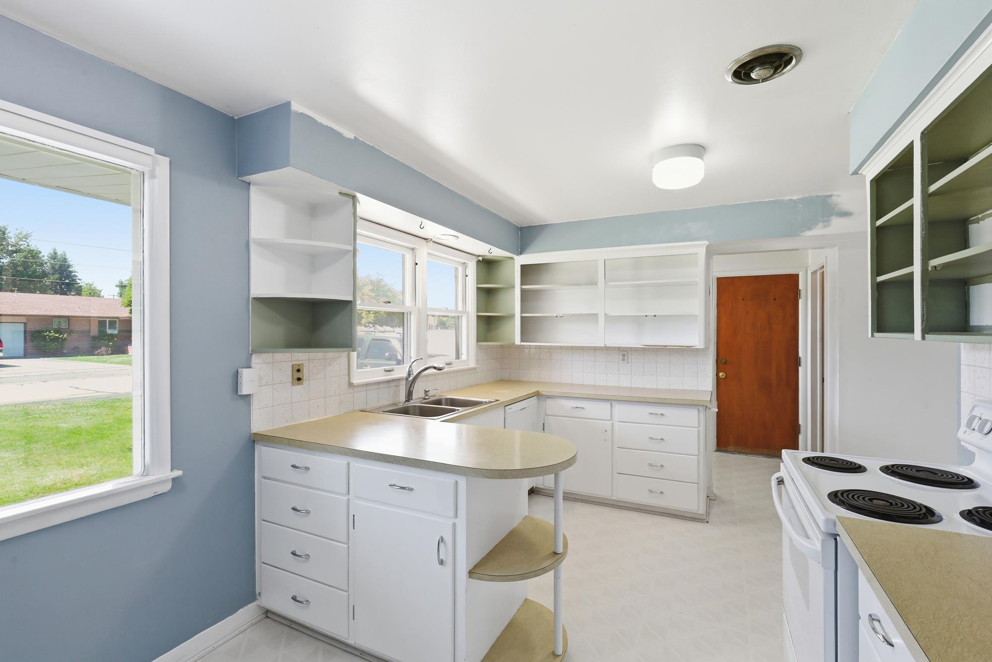 710 N Best Rd - Photo 8