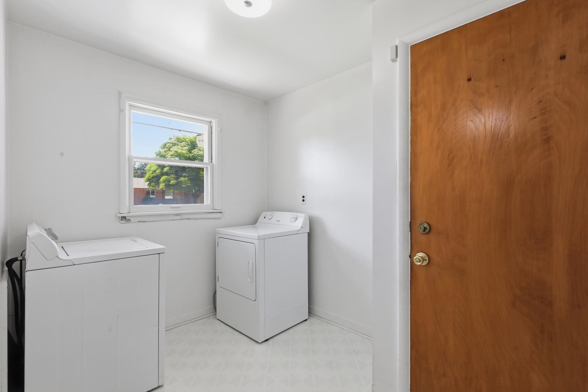 710 N Best Rd - Photo 27