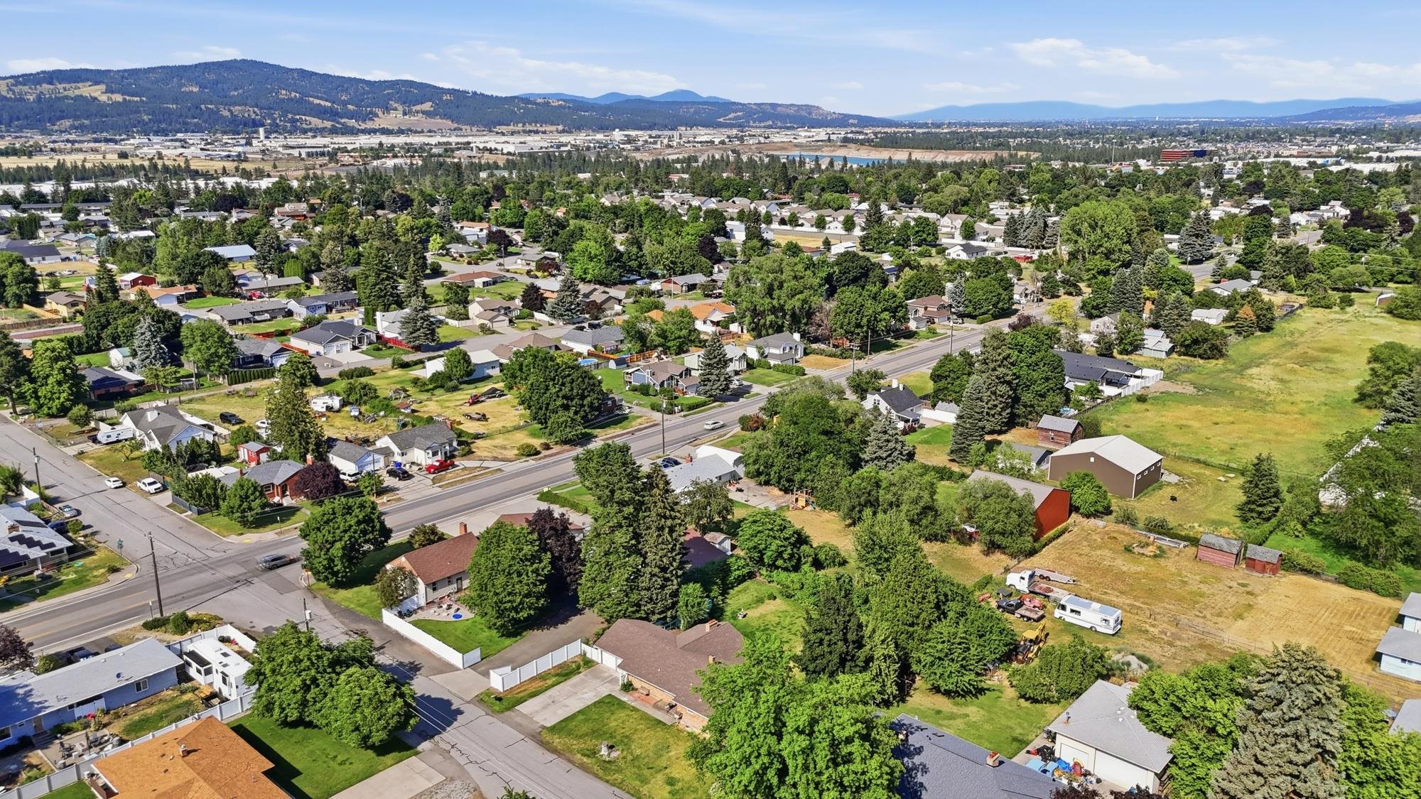 710 N Best Rd - Photo 38