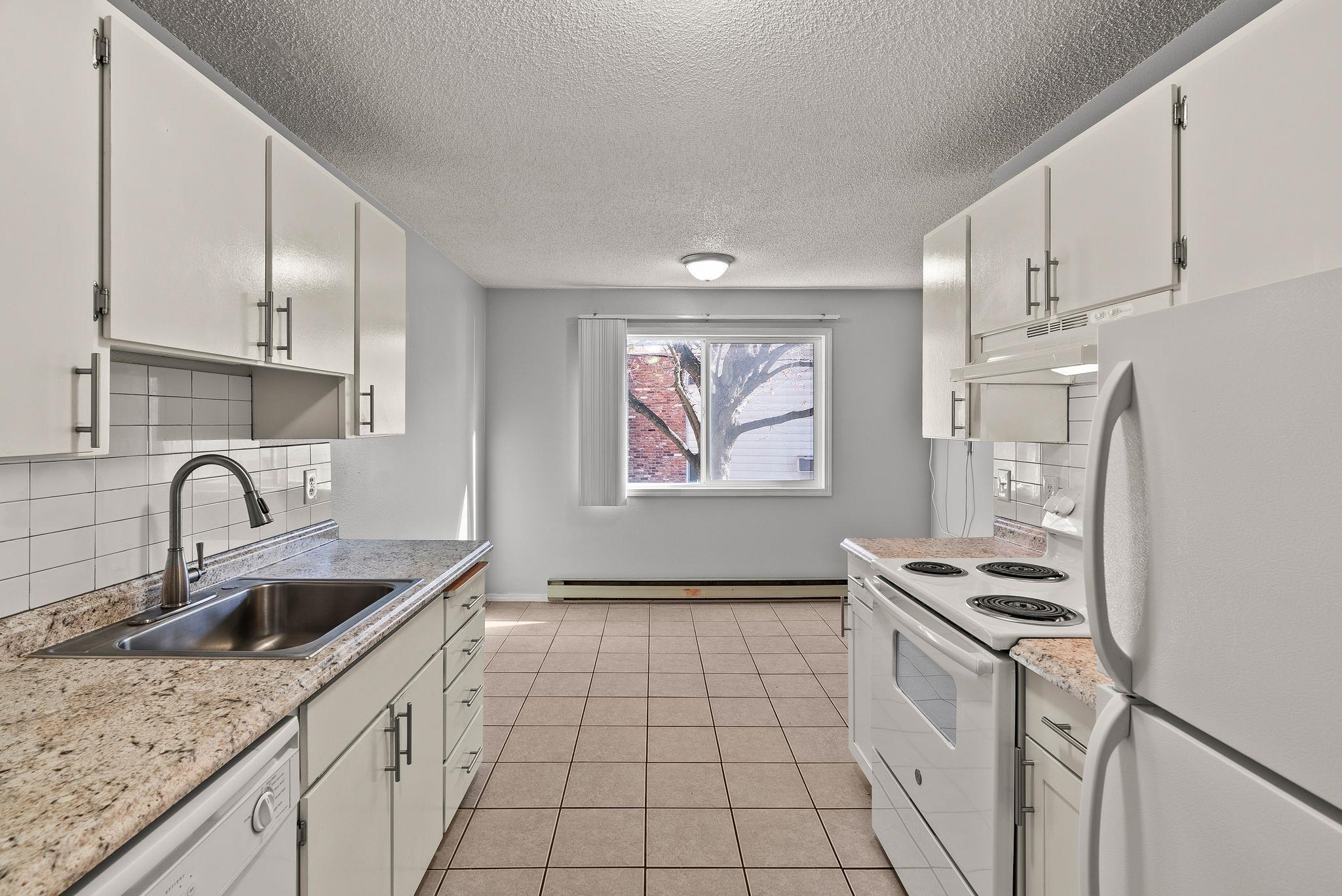 310 N Raymond Dr - Photo 6