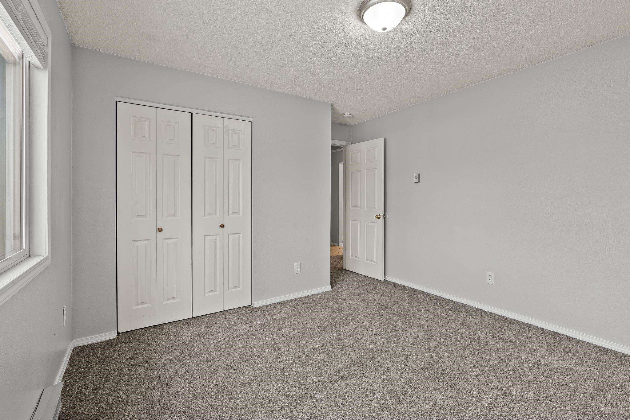 310 N Raymond Dr - Photo 16