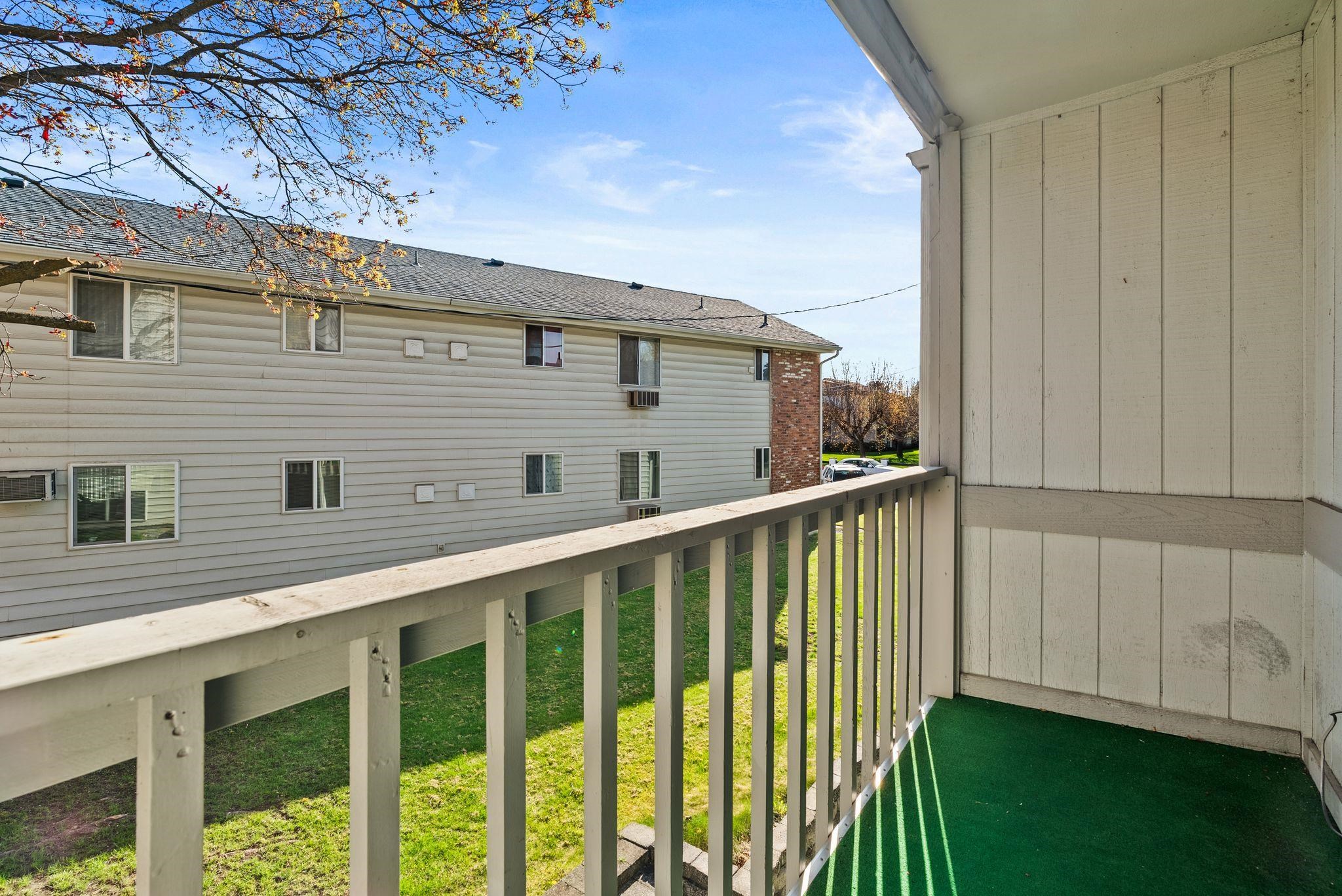 310 N Raymond Dr - Photo 18