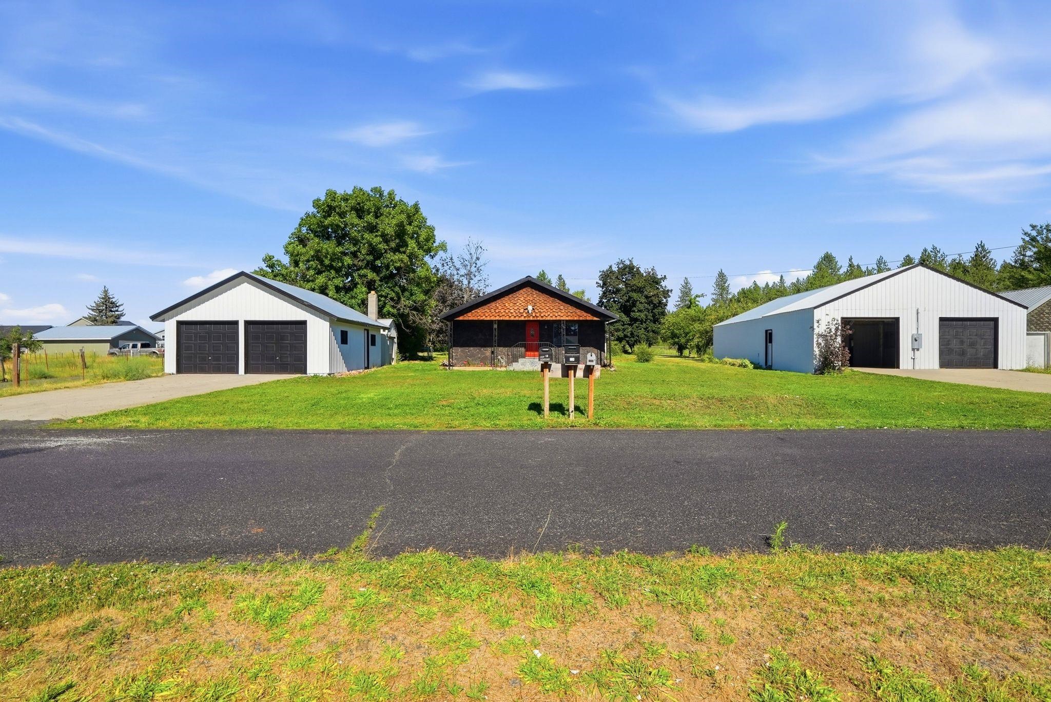 228 N Arcadia Ave - Photo 1