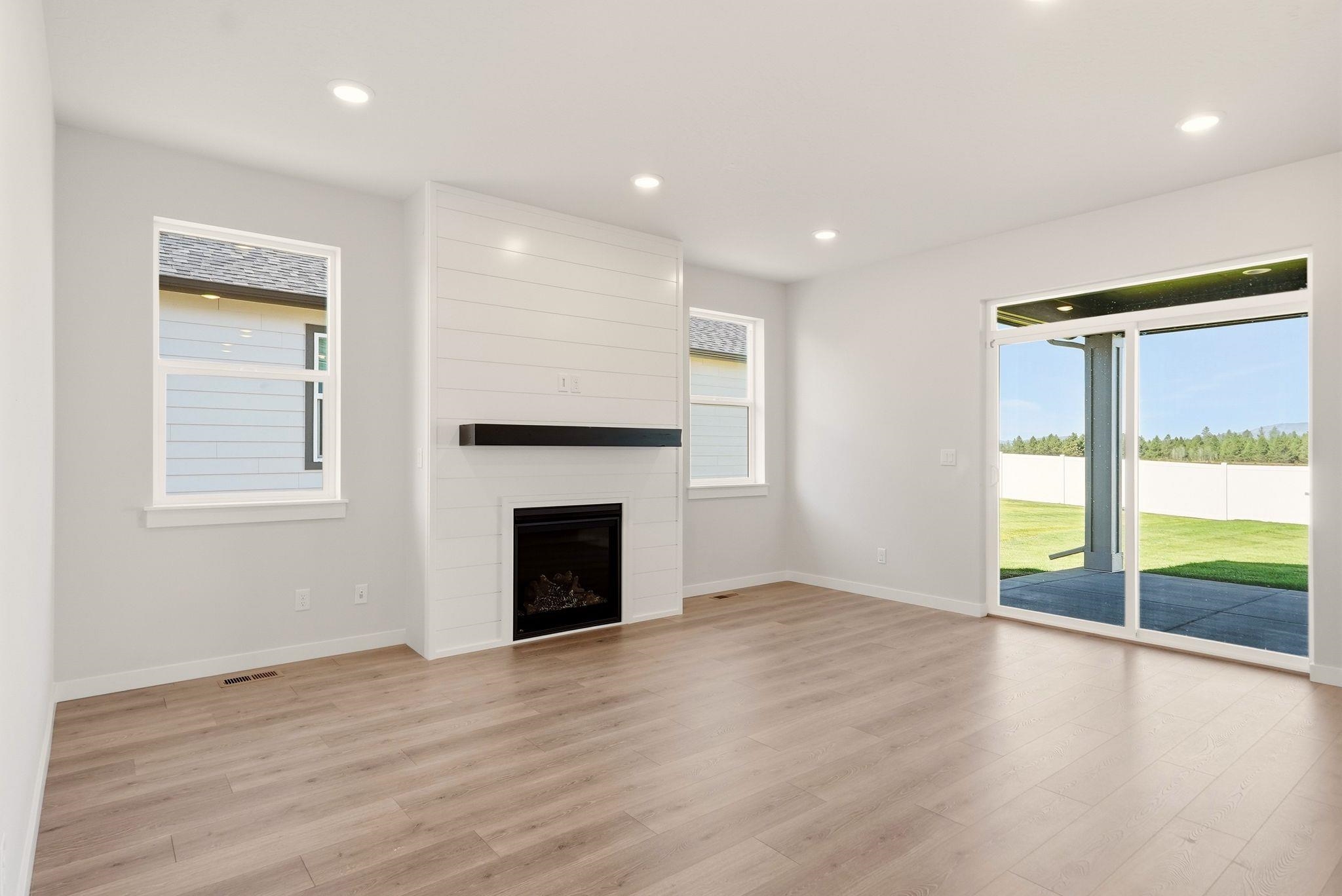 1231 N High Desert Dr - Photo 3