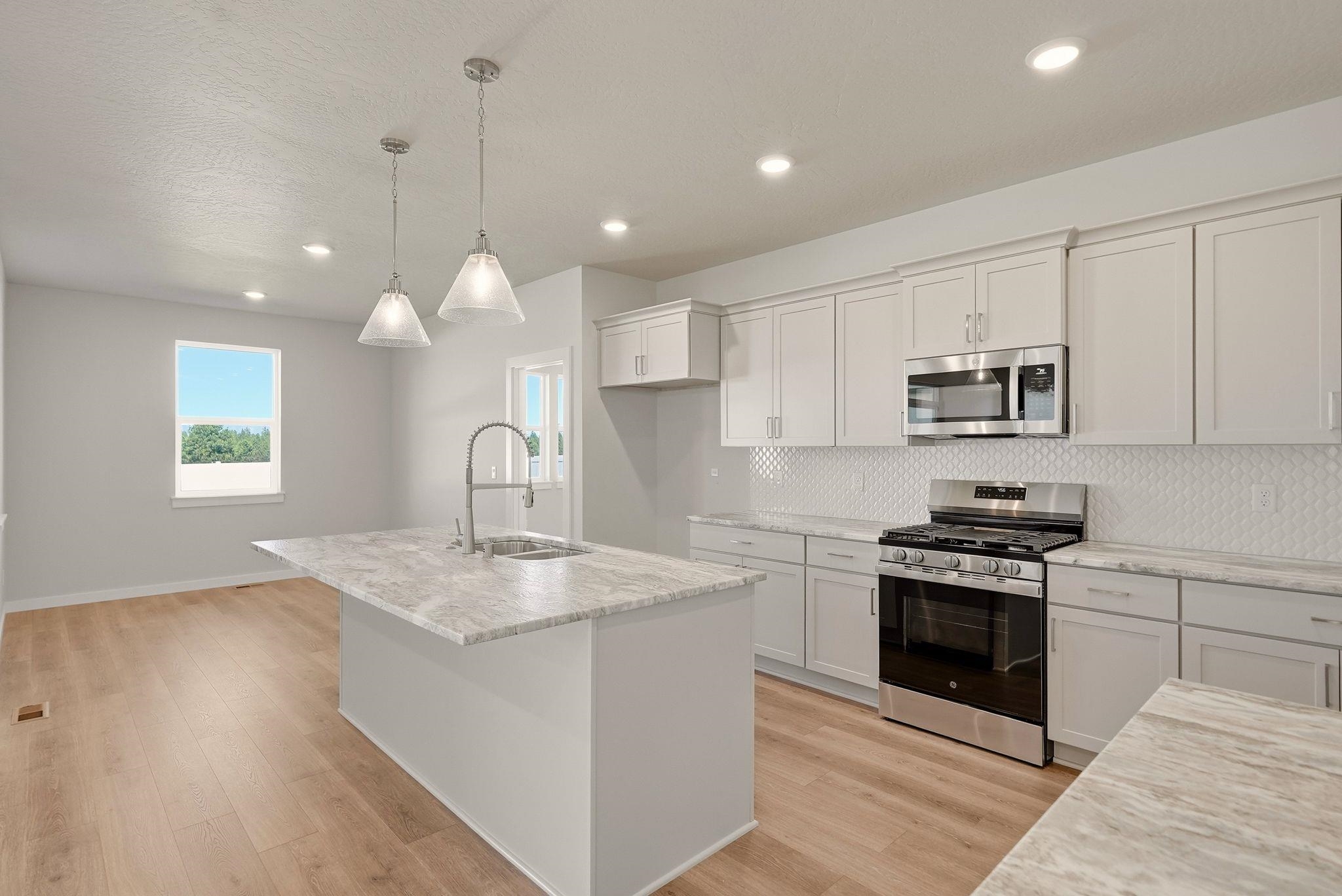 1231 N High Desert Dr - Photo 6